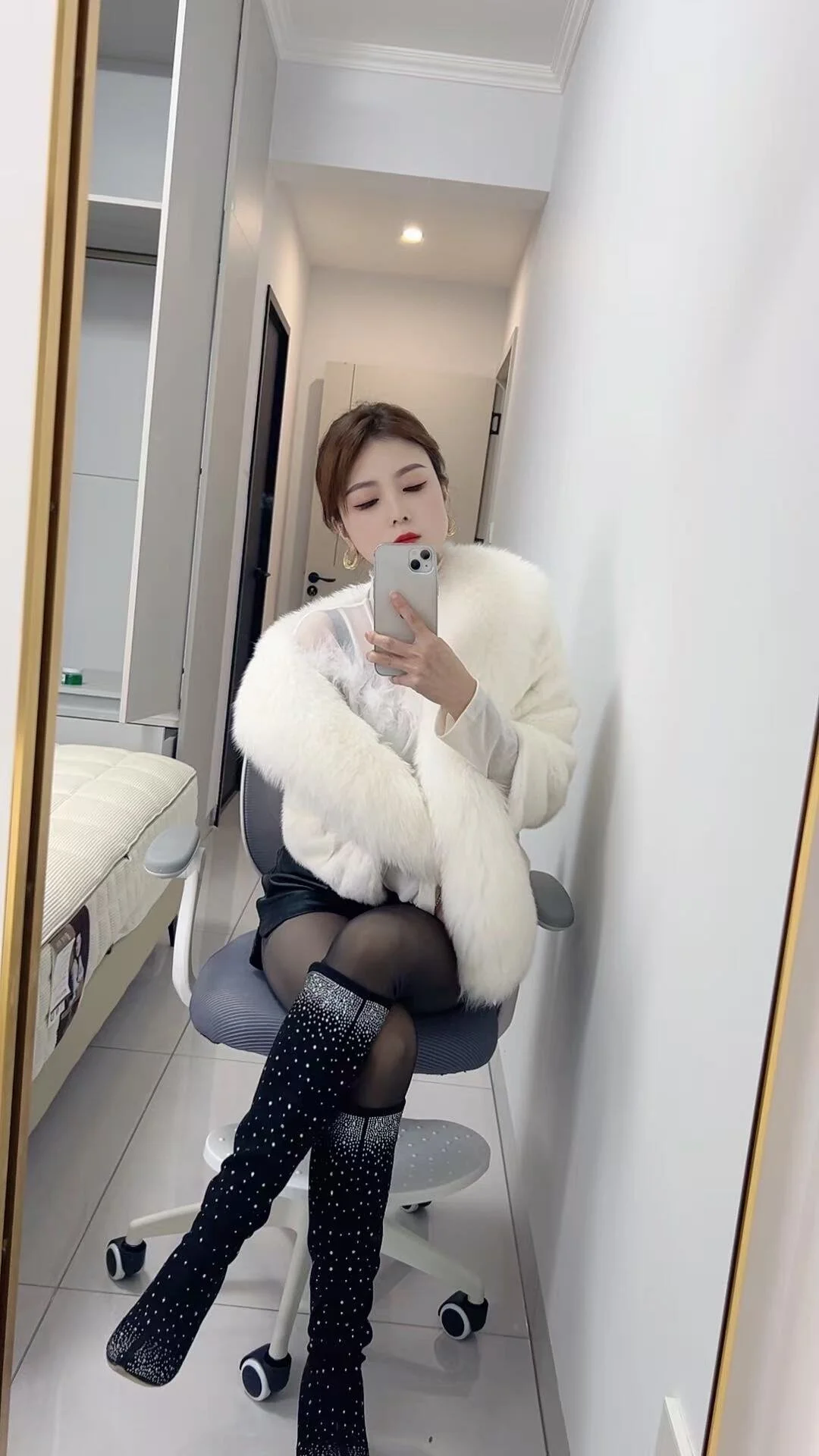 XXX Porn Photo of Nude Lola666999 3