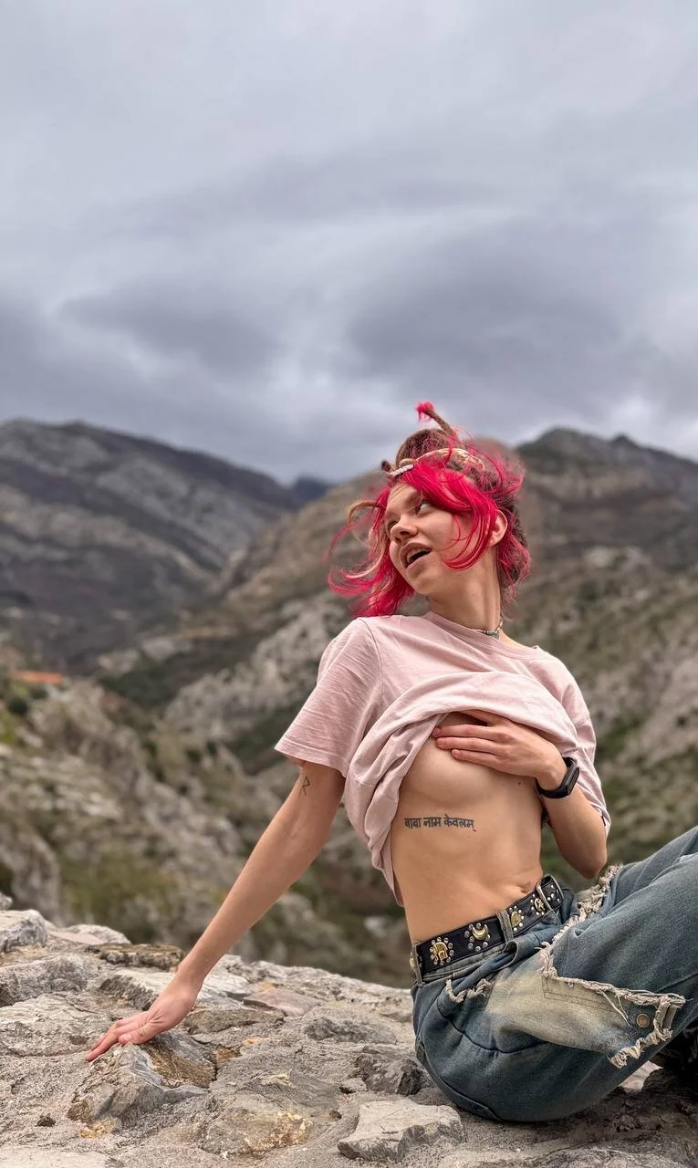 XXX Porn Photo of Nude Rin_Wolfy 7