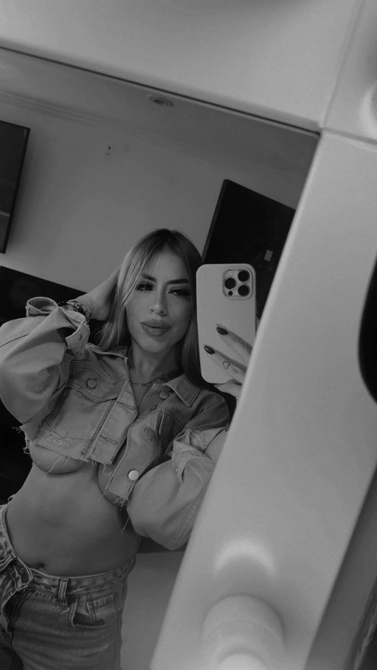 XXX Porn Photo of Nude anitatoro_0 8