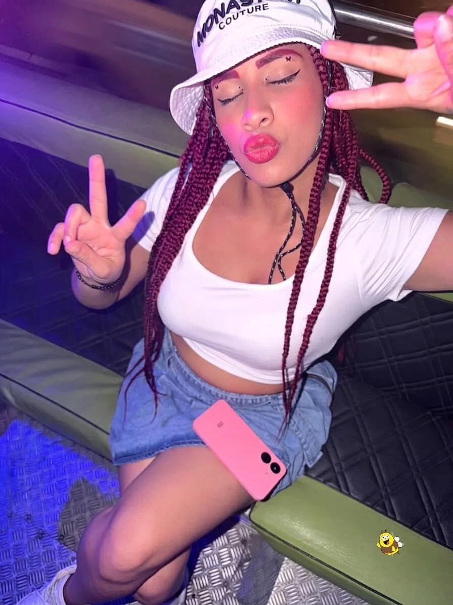 XXX Porn Photo of Nude charrlotte_quinn 9