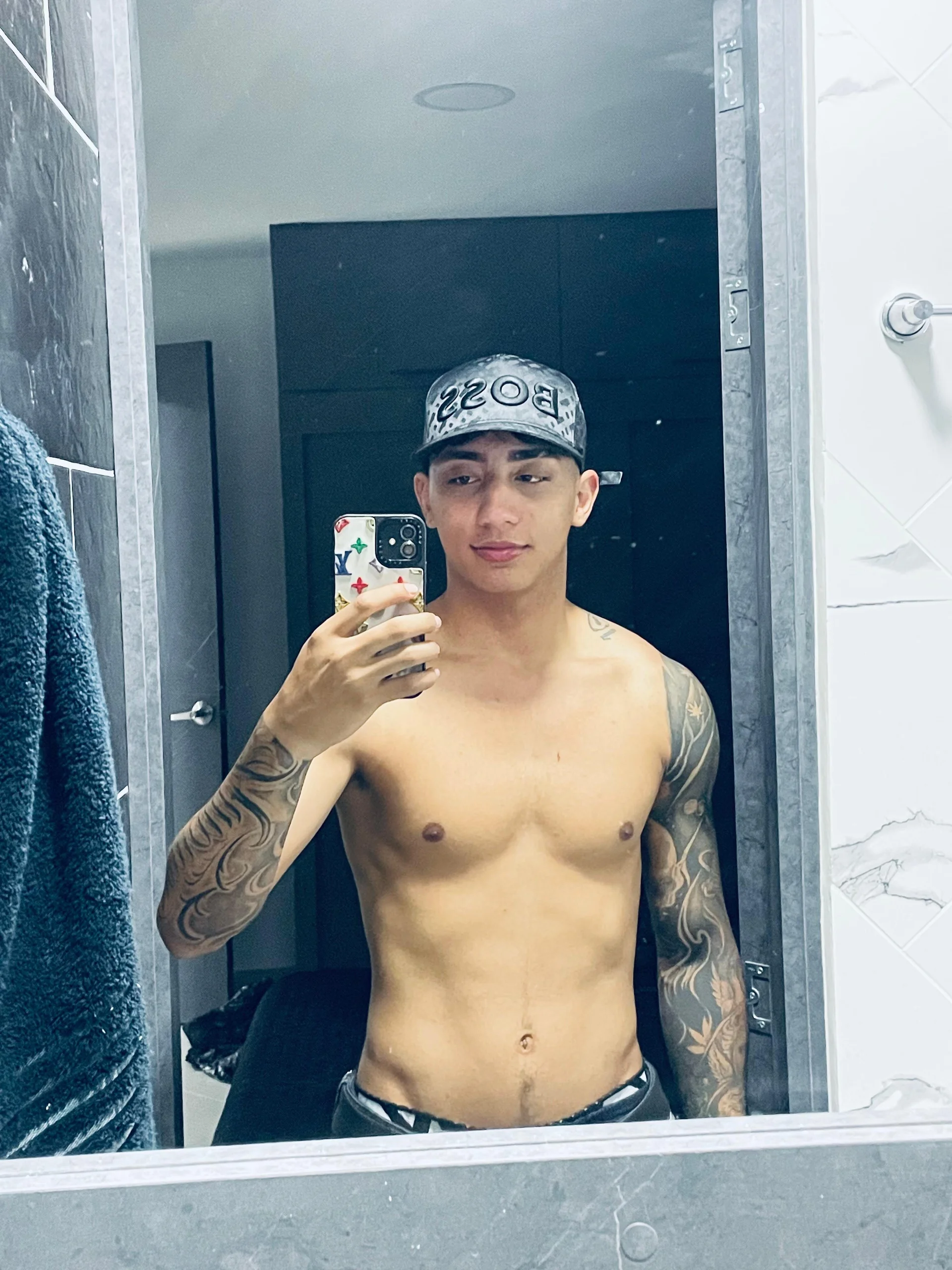XXX Porn Photo of Nude cash_master888 1