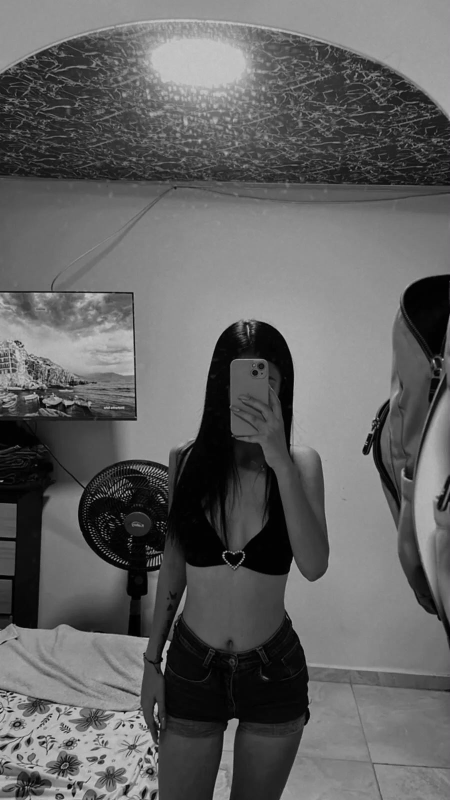 XXX Porn Photo of Nude baddie_is 2