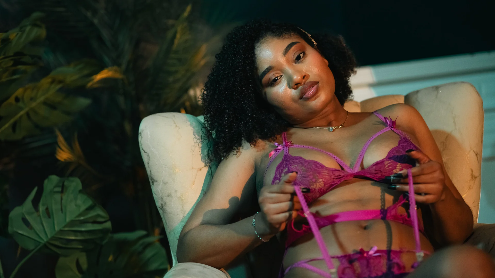 XXX Porn Photo of Nude ohrianagibson 121