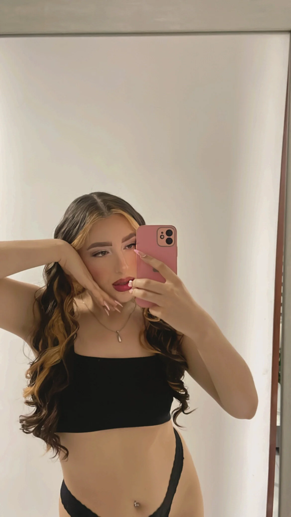 XXX Porn Photo of Nude karly_rioss 37