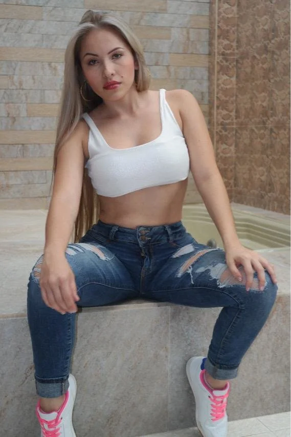 XXX Porn Photo of Nude may_aceros 71