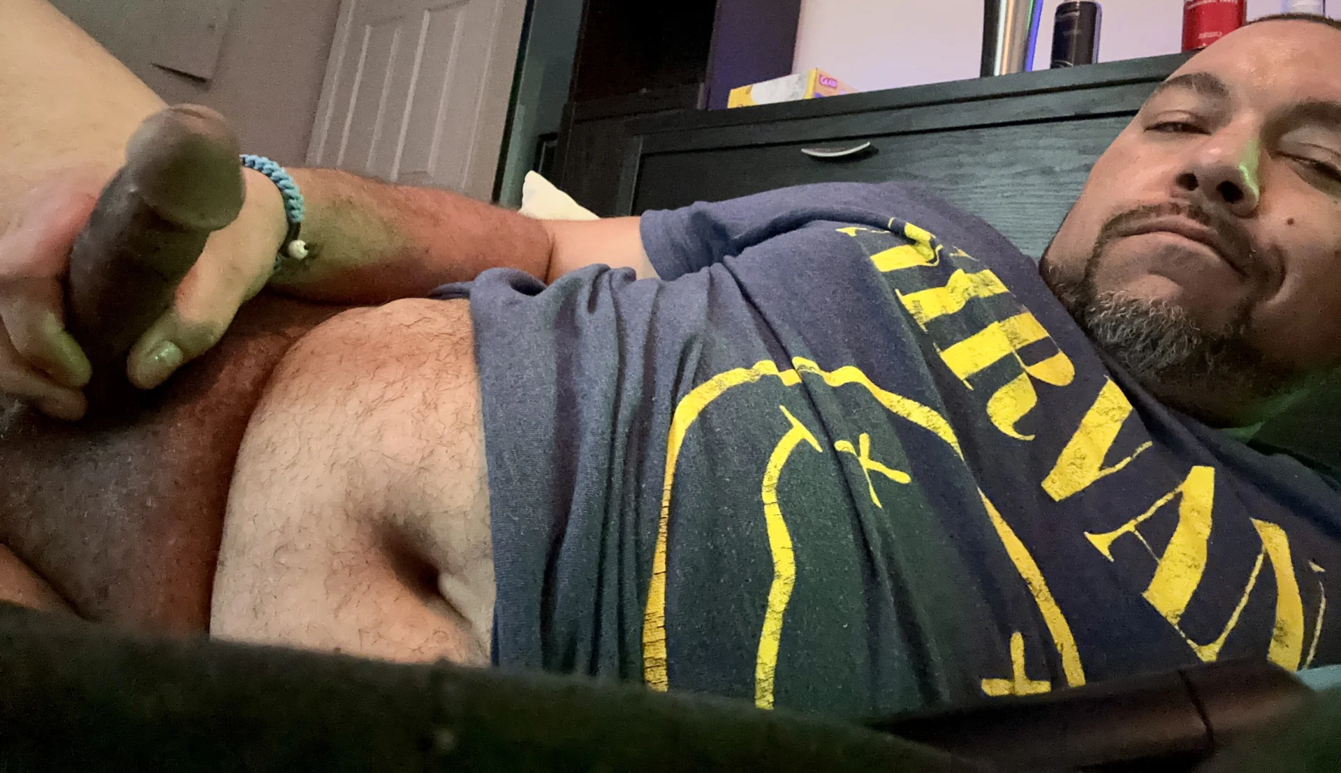 XXX Porn Photo of Nude TheGreenEyedBear 2