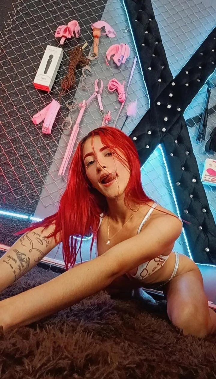 XXX Porn Photo of Nude Victorya_Emily_BDSM 7