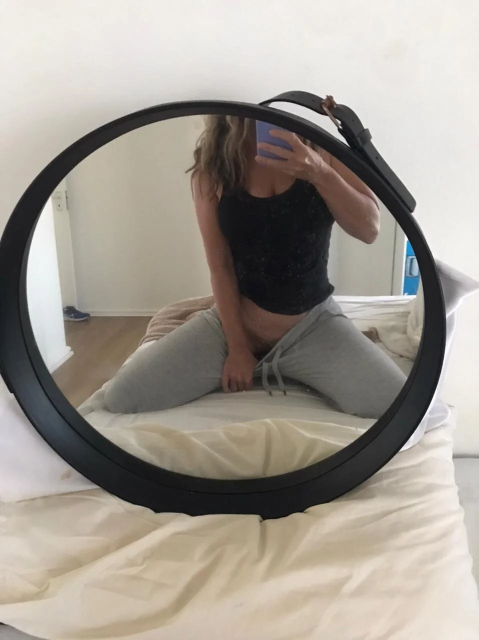XXX Porn Photo of Nude AngieKapangie 1