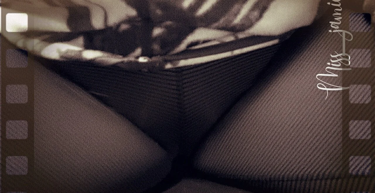 XXX Porn Photo of Nude missthickness35_Pika 1
