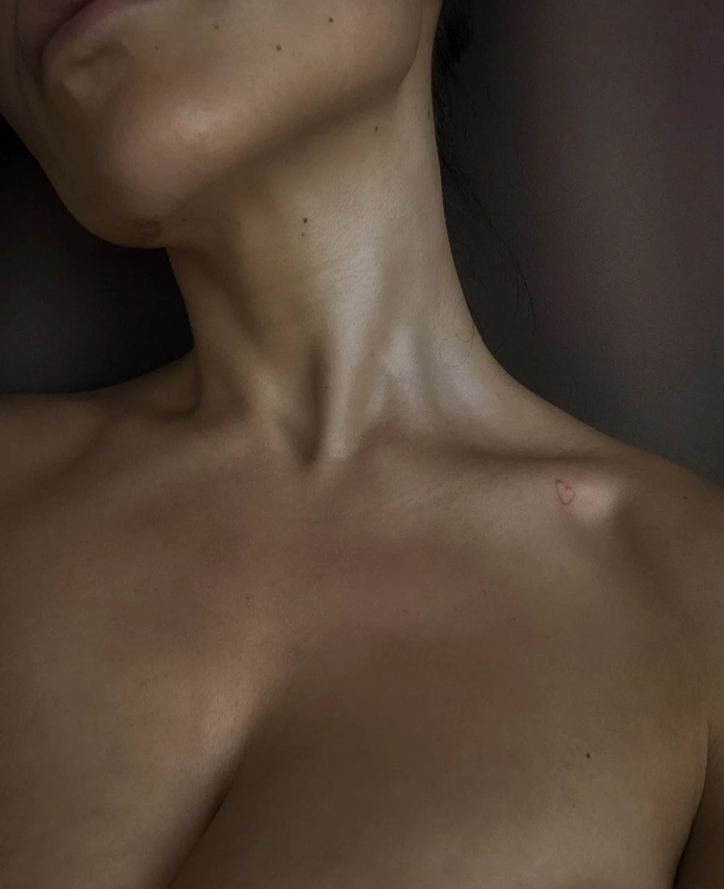 XXX Porn Photo of Nude _cometoseeme_ 5