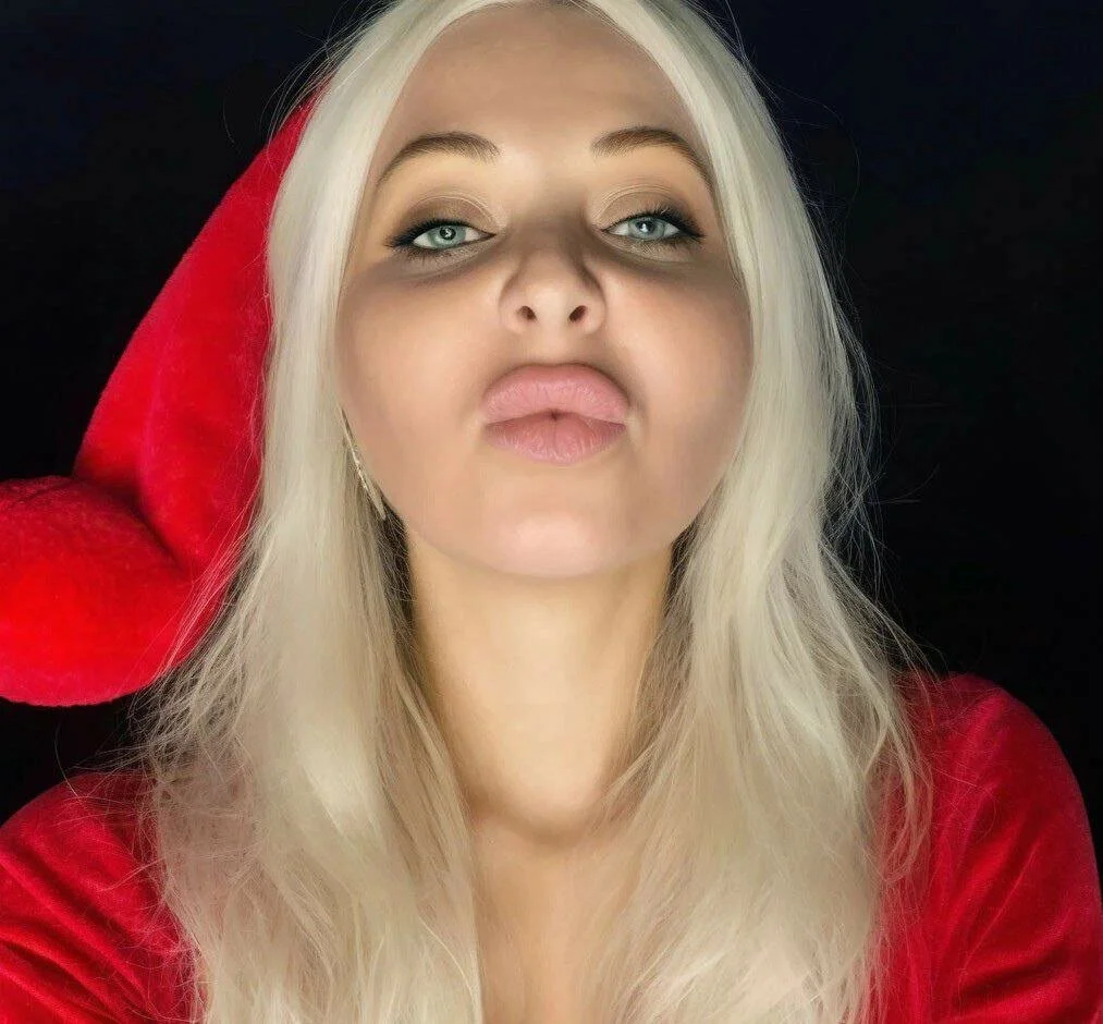 XXX Porn Photo of Nude Miya_Kisss 10