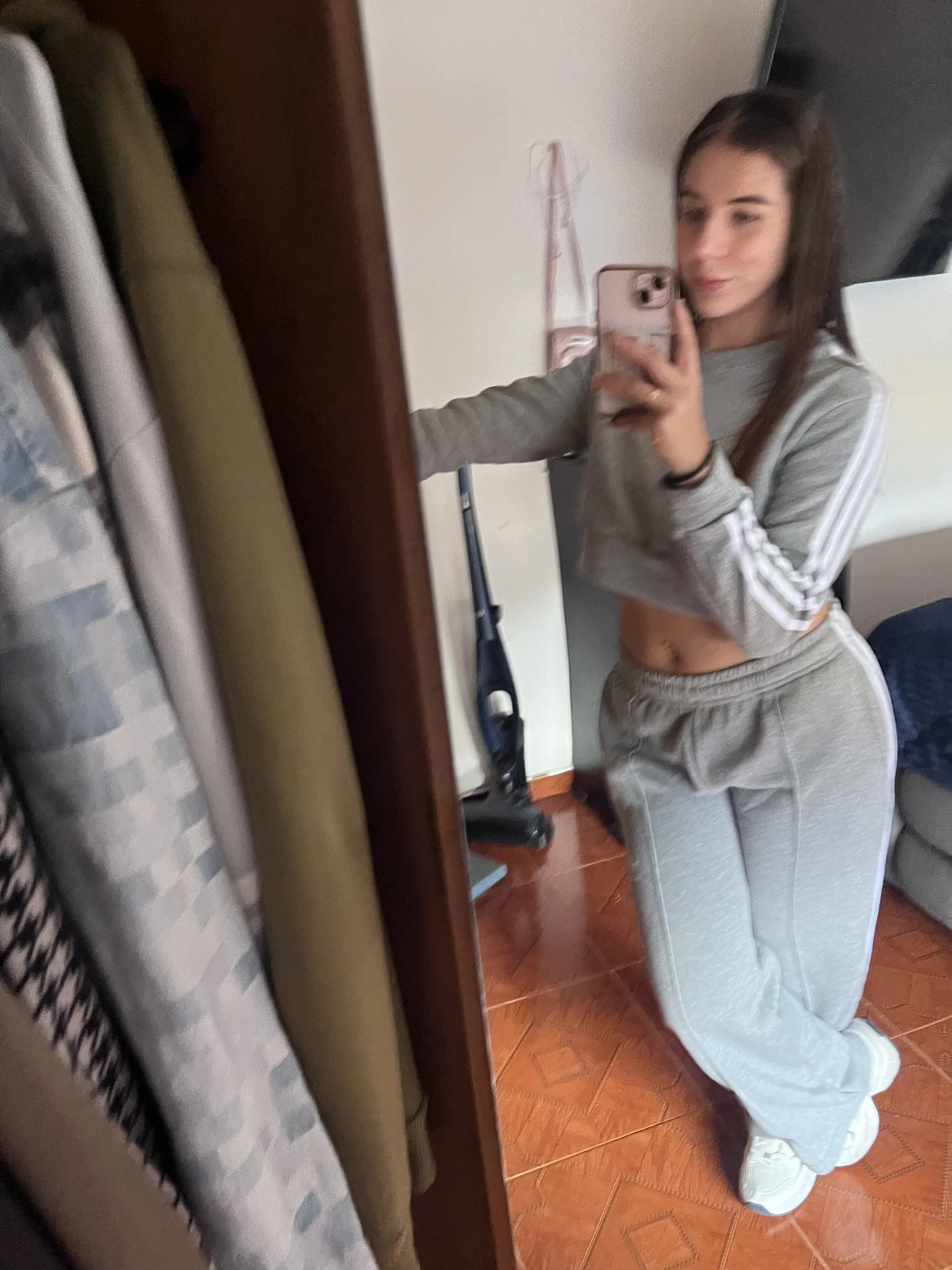 XXX Porn Photo of Nude AllieYourGirl 18