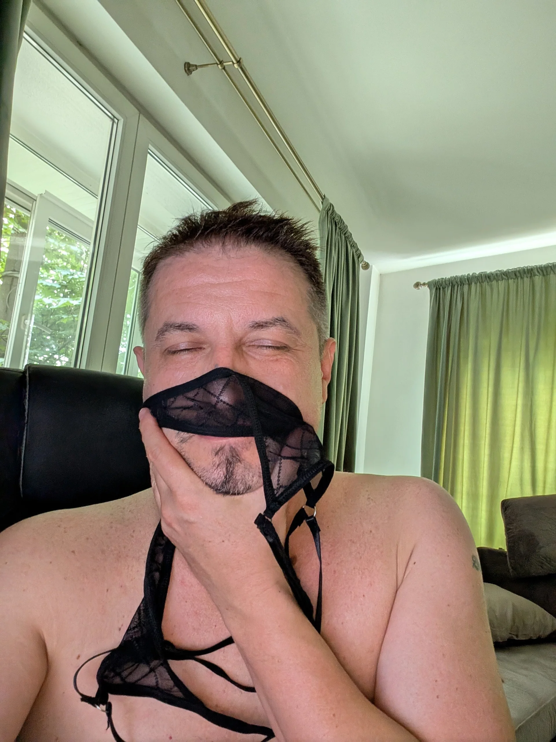 XXX Porn Photo of Nude MisterFaithRO 17