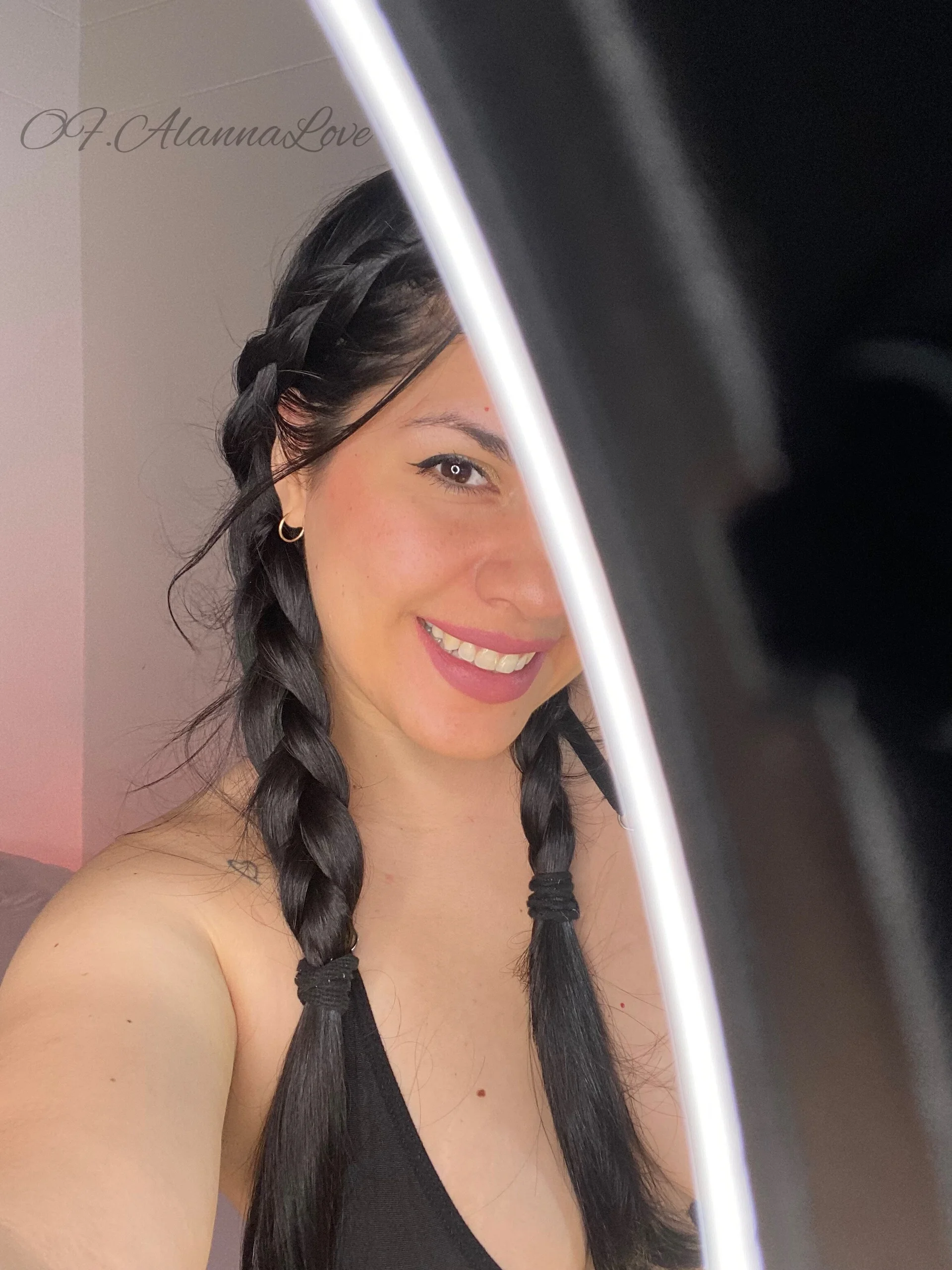 XXX Porn Photo of Nude Alanna_Love__ 2