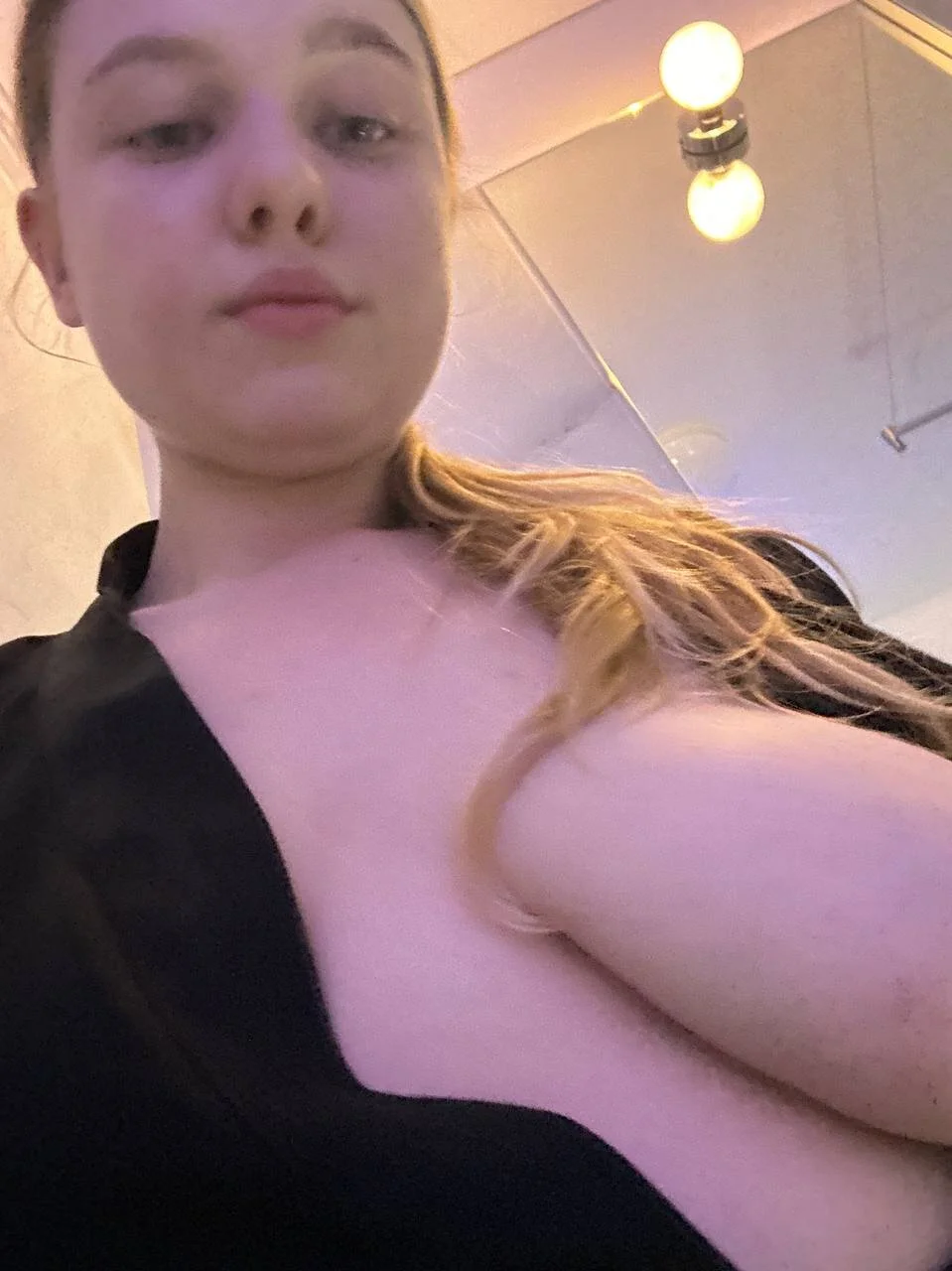 XXX Porn Photo of Nude FreiaFlower 904