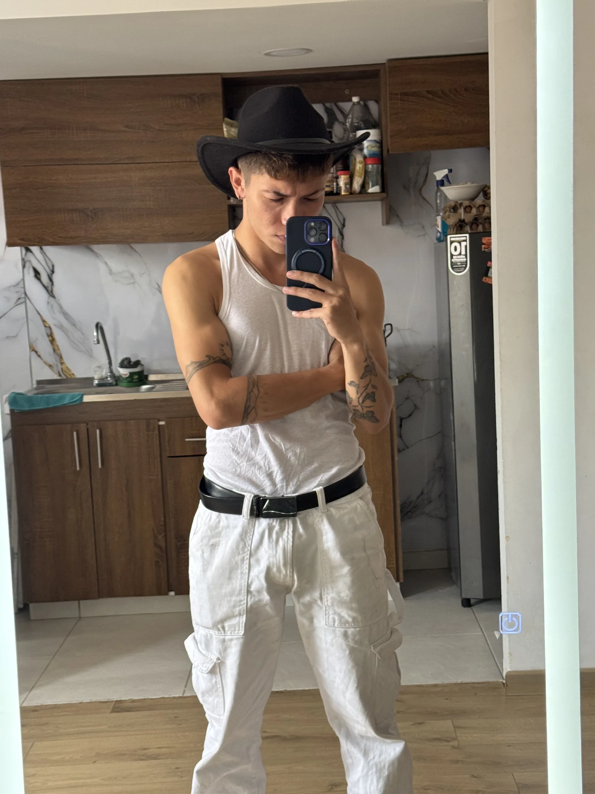 XXX Porn Photo of Nude Dominik_Blake 2