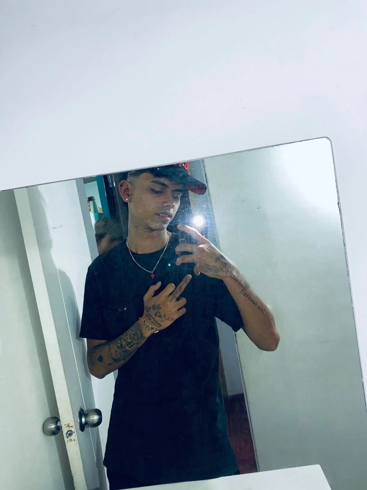 XXX Porn Photo of Nude Bunny_boyy1 4