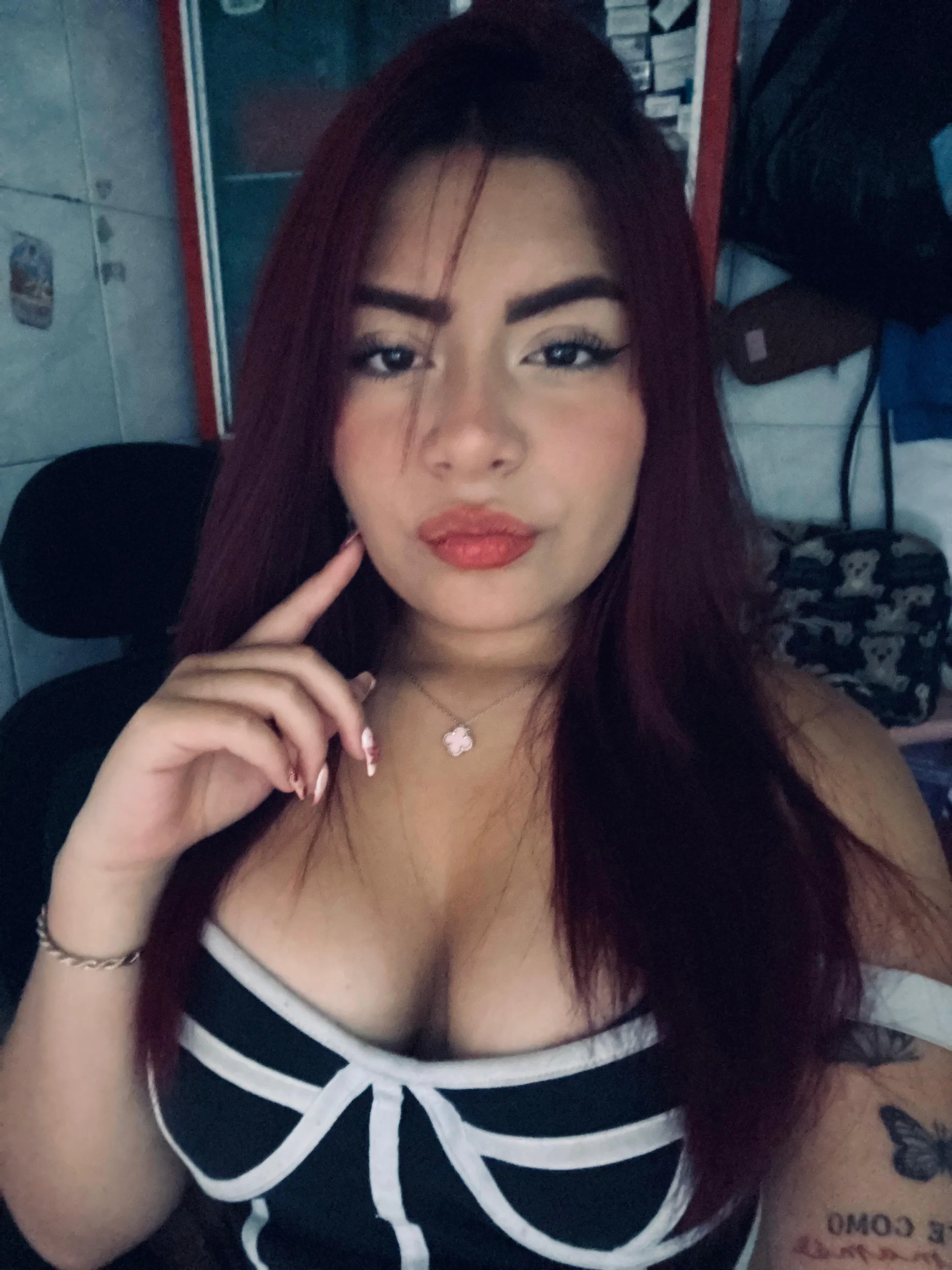XXX Porn Photo of Nude Charlotte_cute44 10