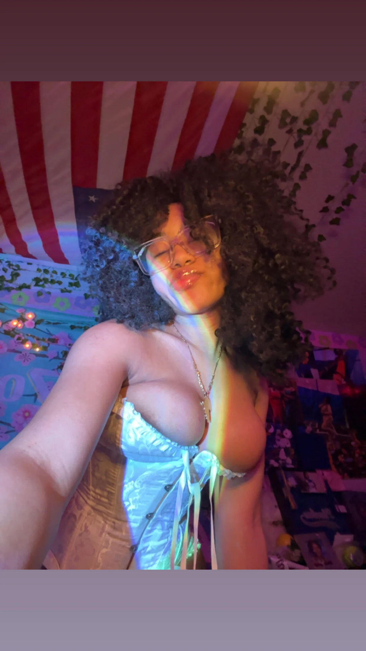 XXX Porn Photo of Nude lifeoftt_19xx 474