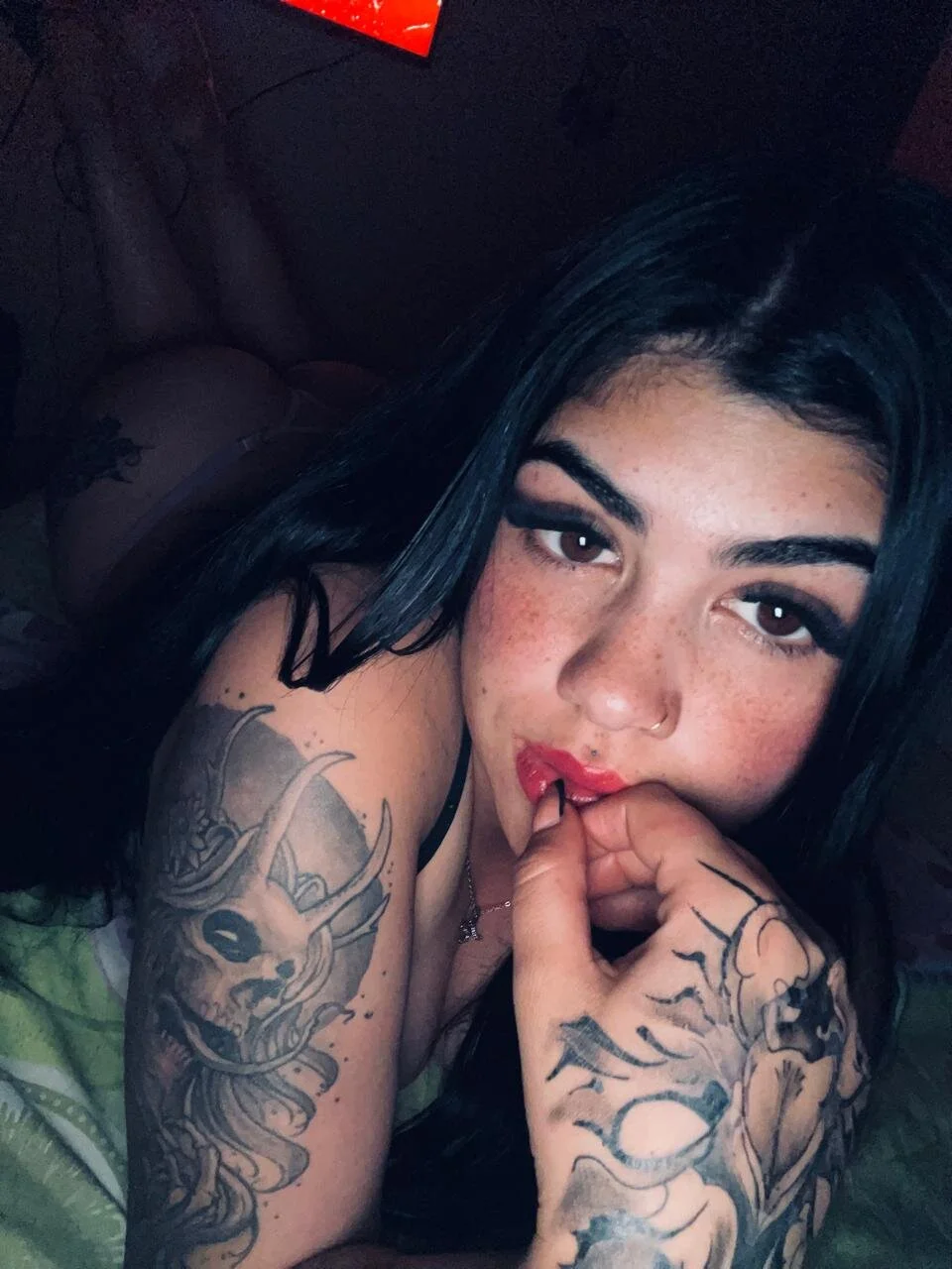 XXX Porn Photo of Nude Chloe__fox_ 6
