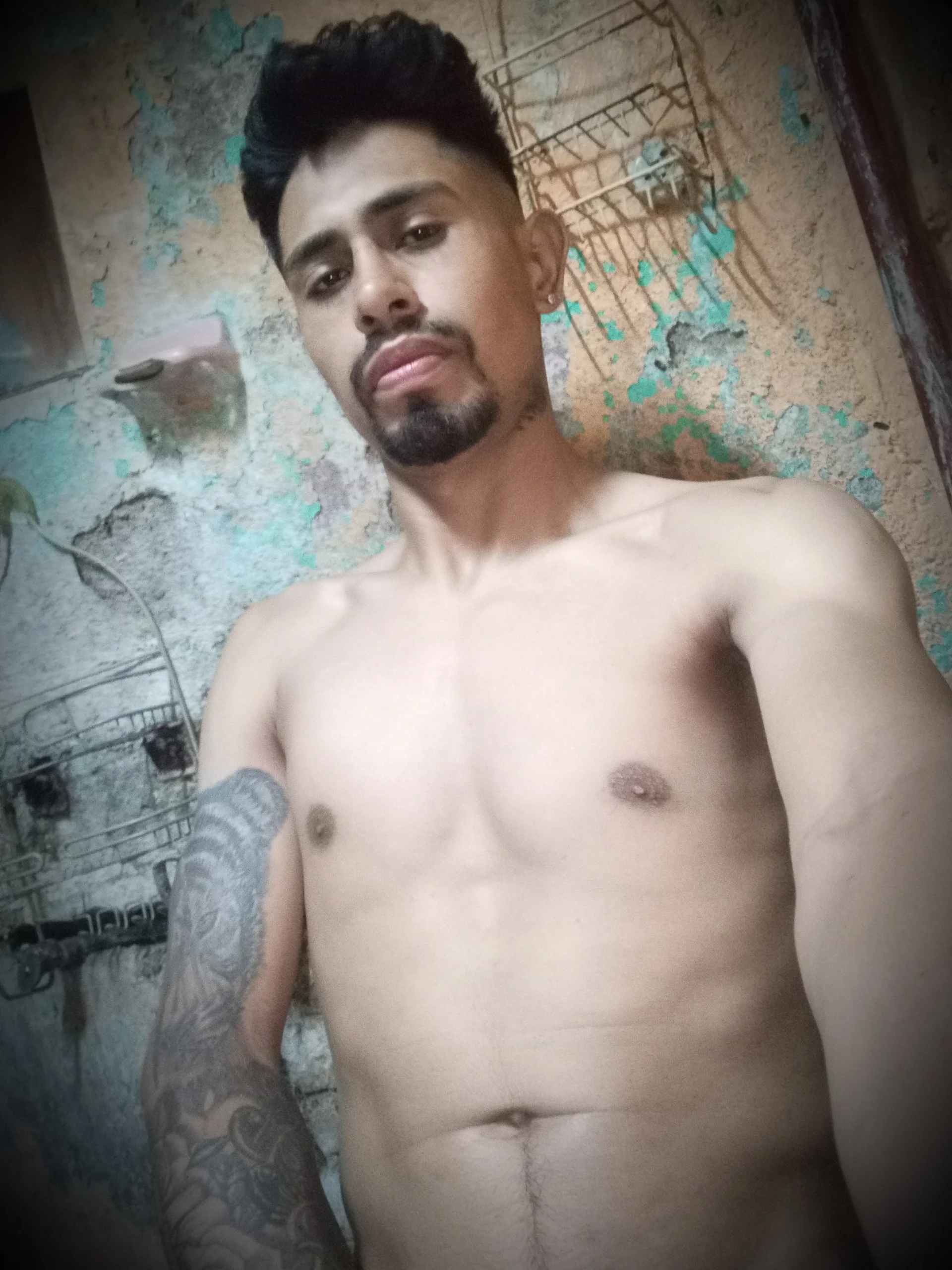XXX Porn Photo of Nude Menpolla_hot 4