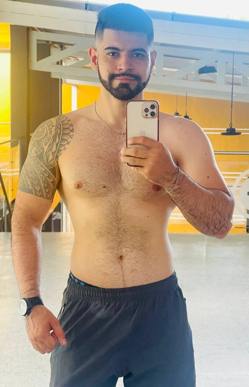 XXX Porn Photo of Nude king_hard 2