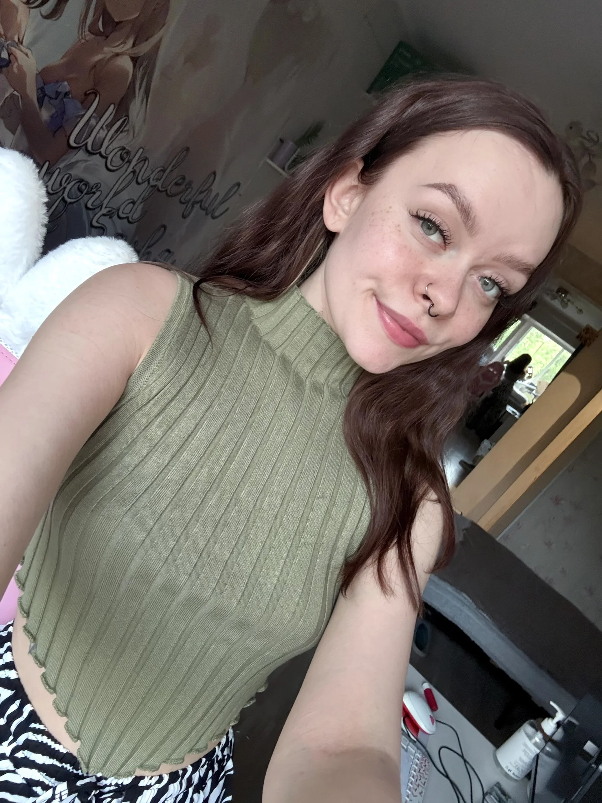 XXX Porn Photo of Nude CheekySashaCharm 25
