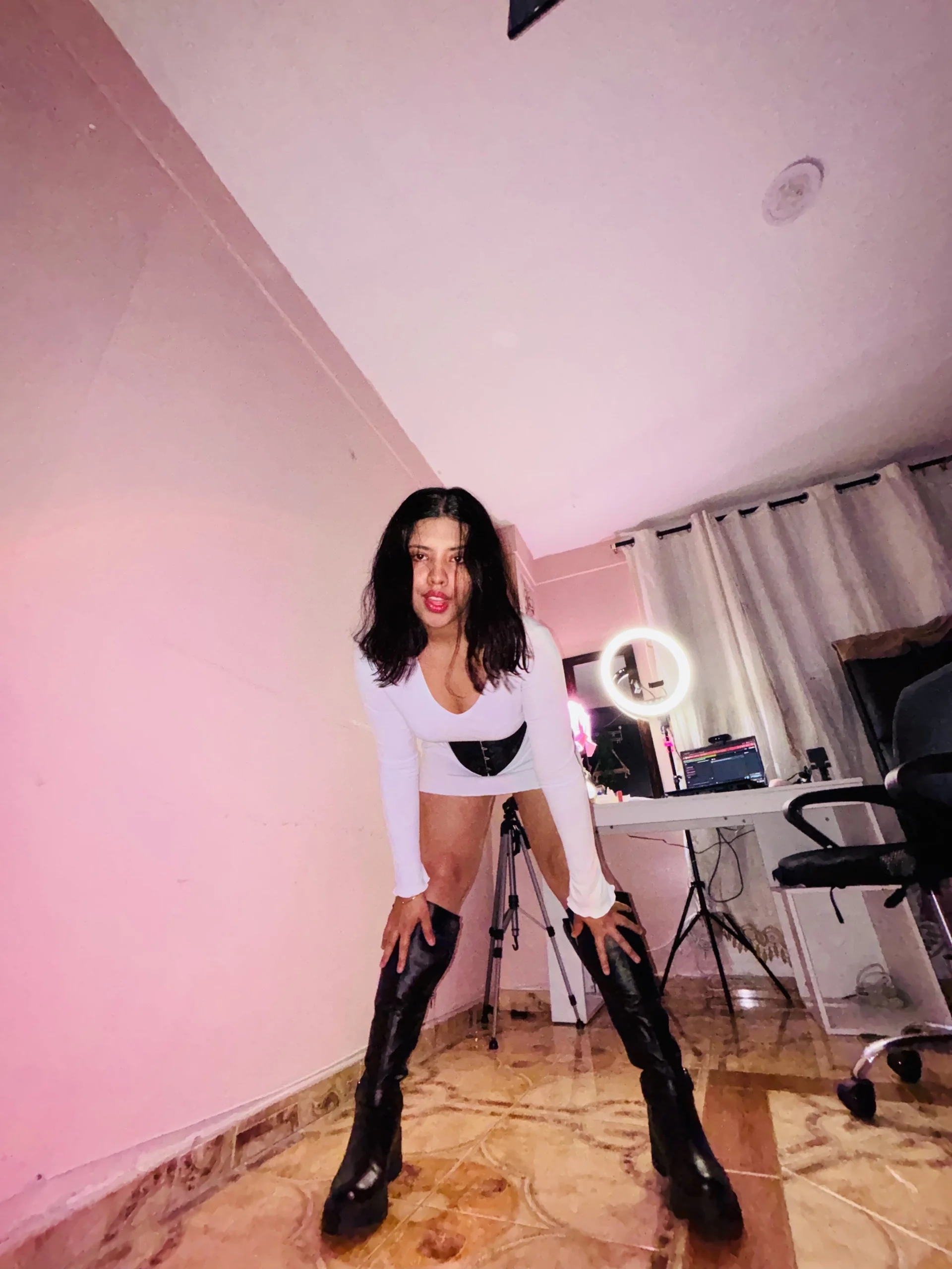 XXX Porn Photo of Nude byanabrown 125