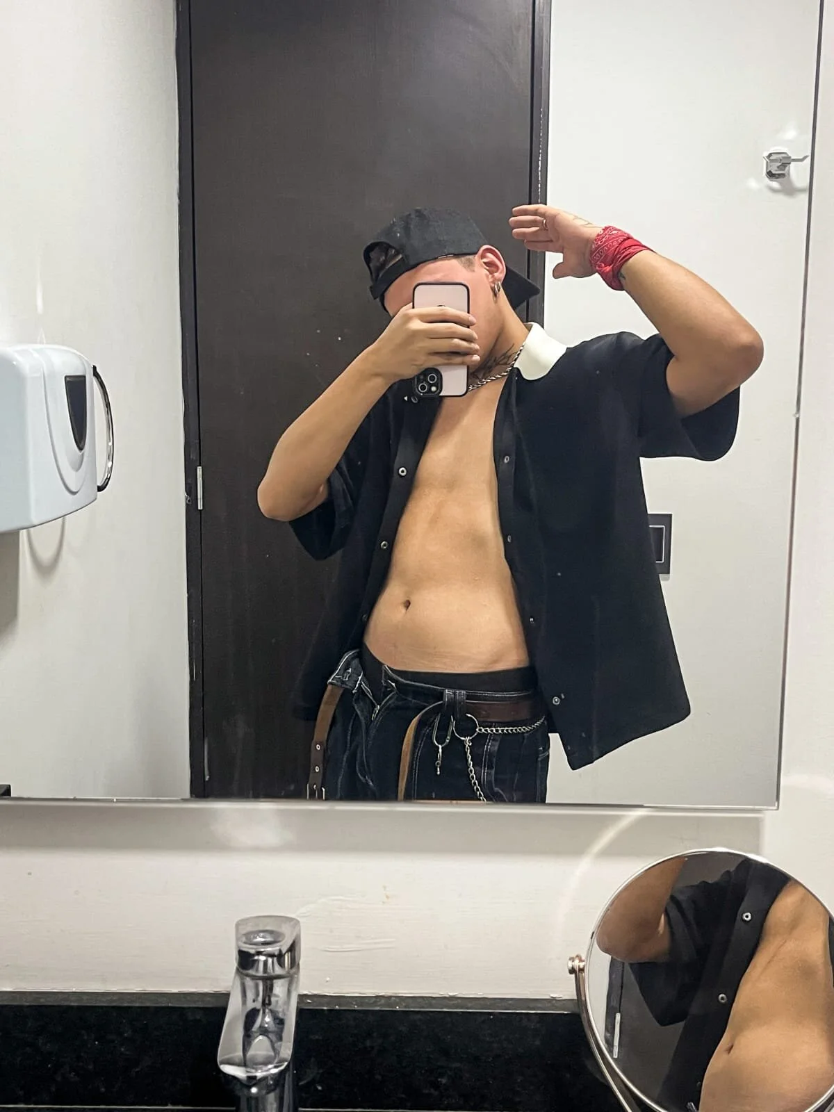 XXX Porn Photo of Nude AlecBanne_ 1