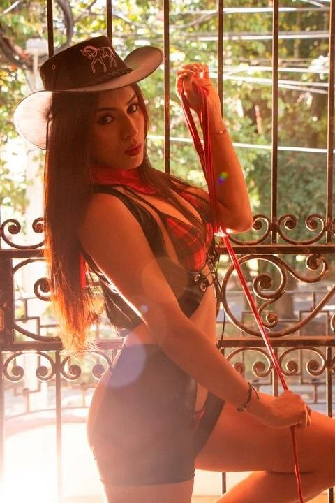 XXX Porn Photo of Nude Alaia_Love77 3