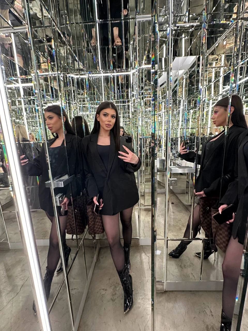 XXX Porn Photo of Nude GoldenAlana 12