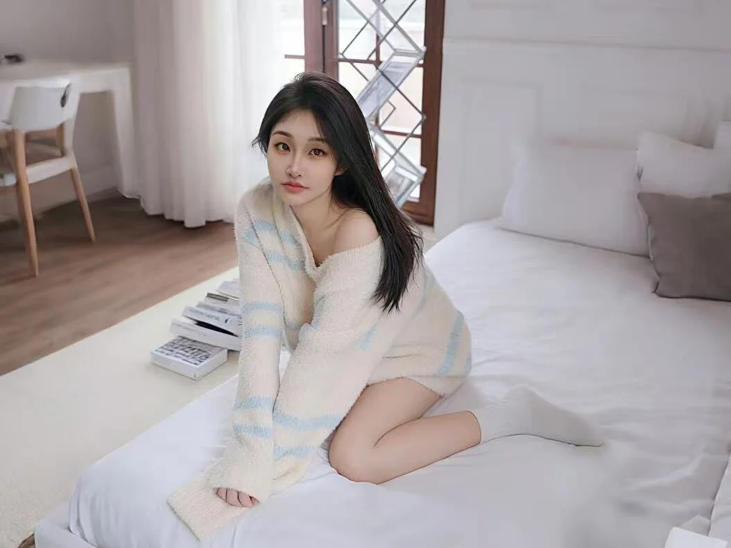 XXX Porn Photo of Nude LuLu-lll 3