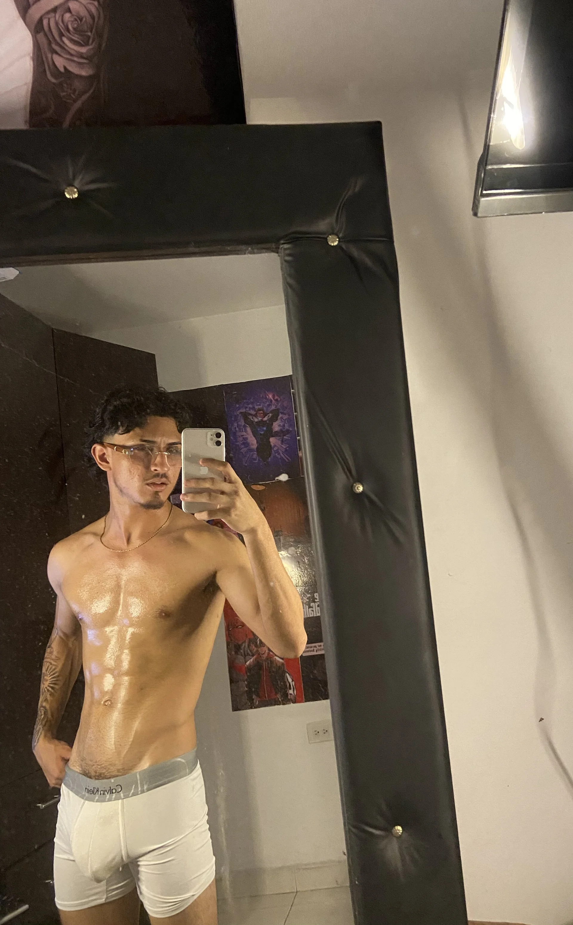 XXX Porn Photo of Nude Kriss_Edwards 19