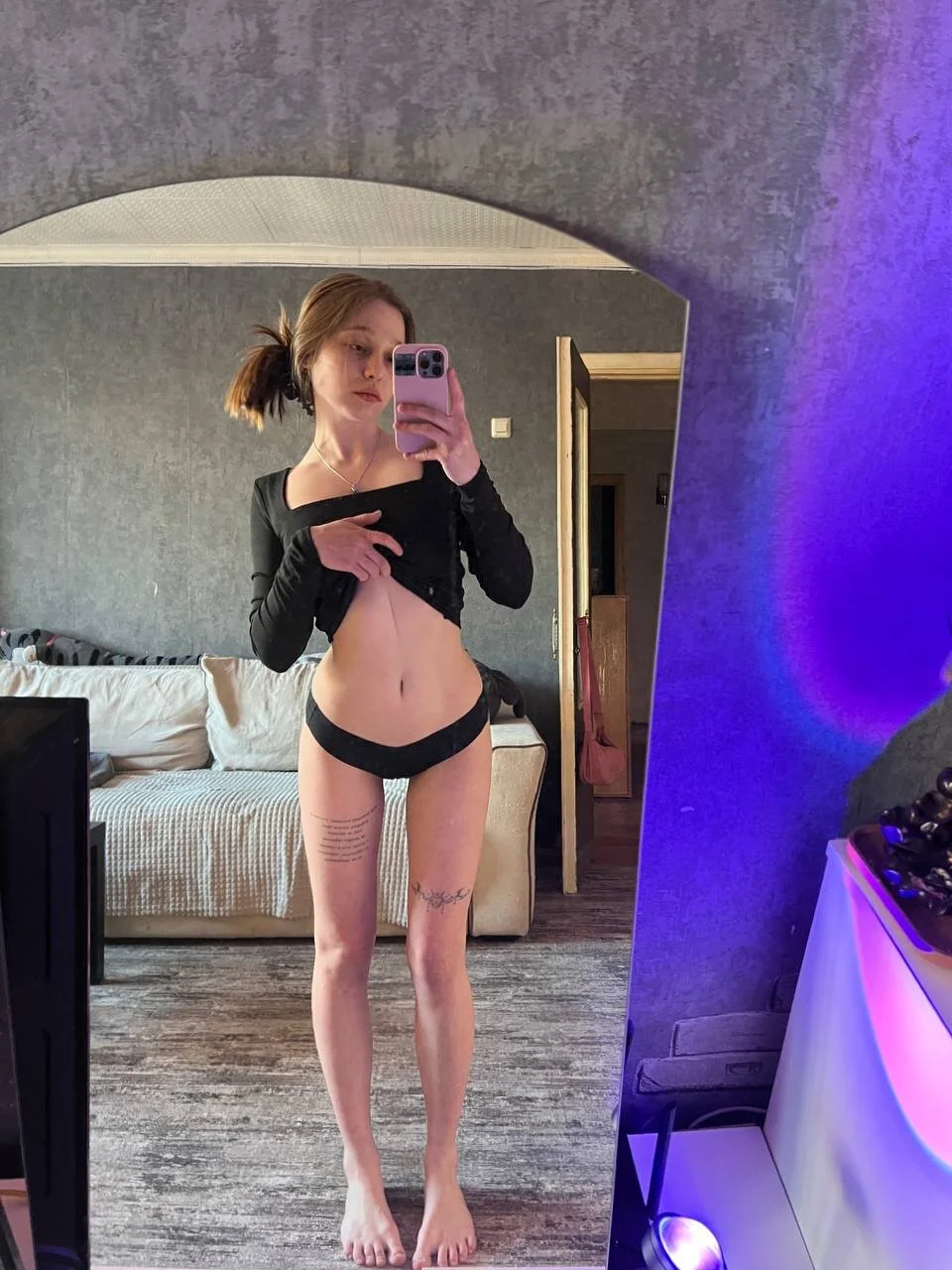 XXX Porn Photo of Nude DearEvaa 17