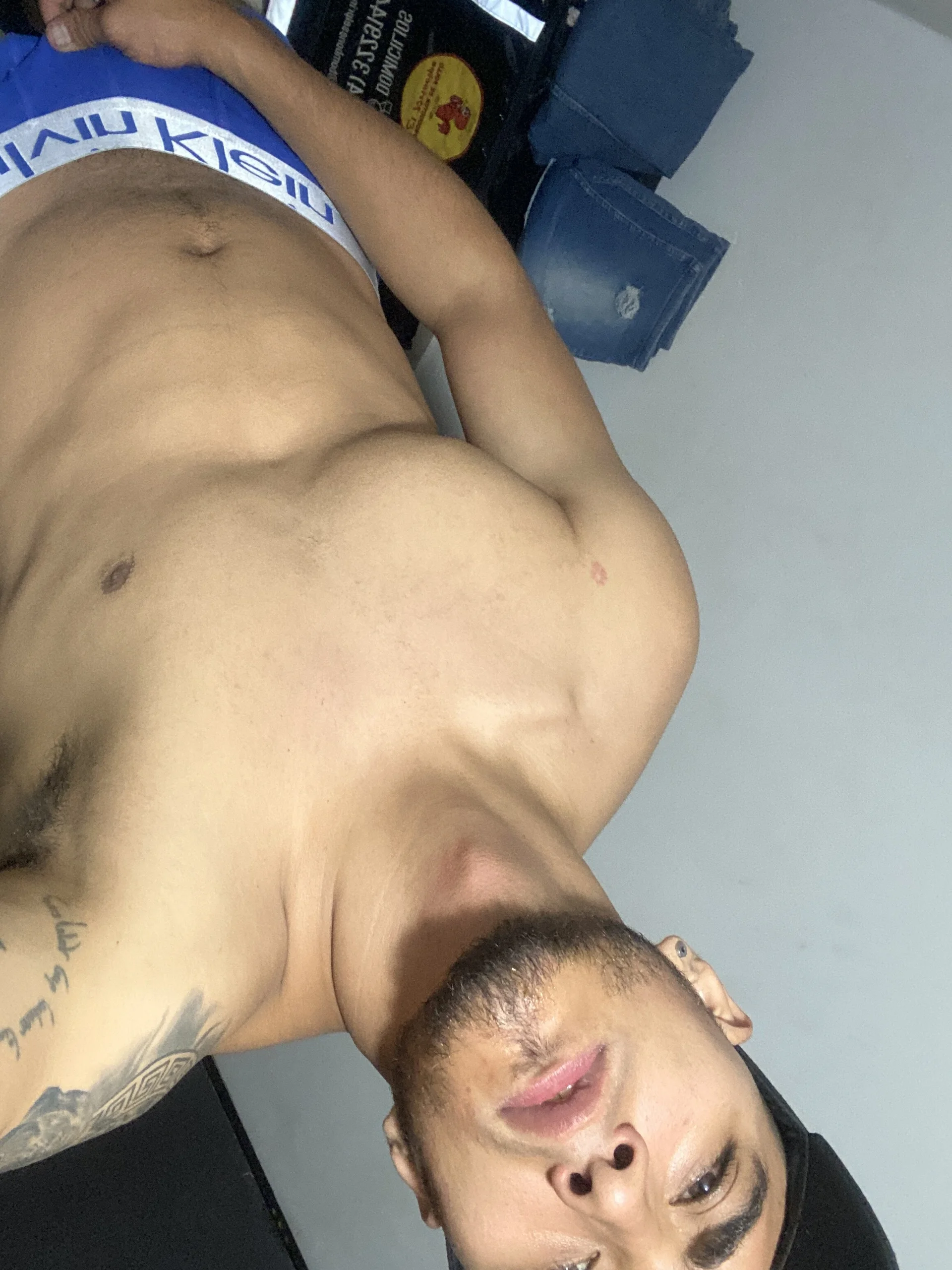XXX Porn Photo of Nude tiburonsinM 5