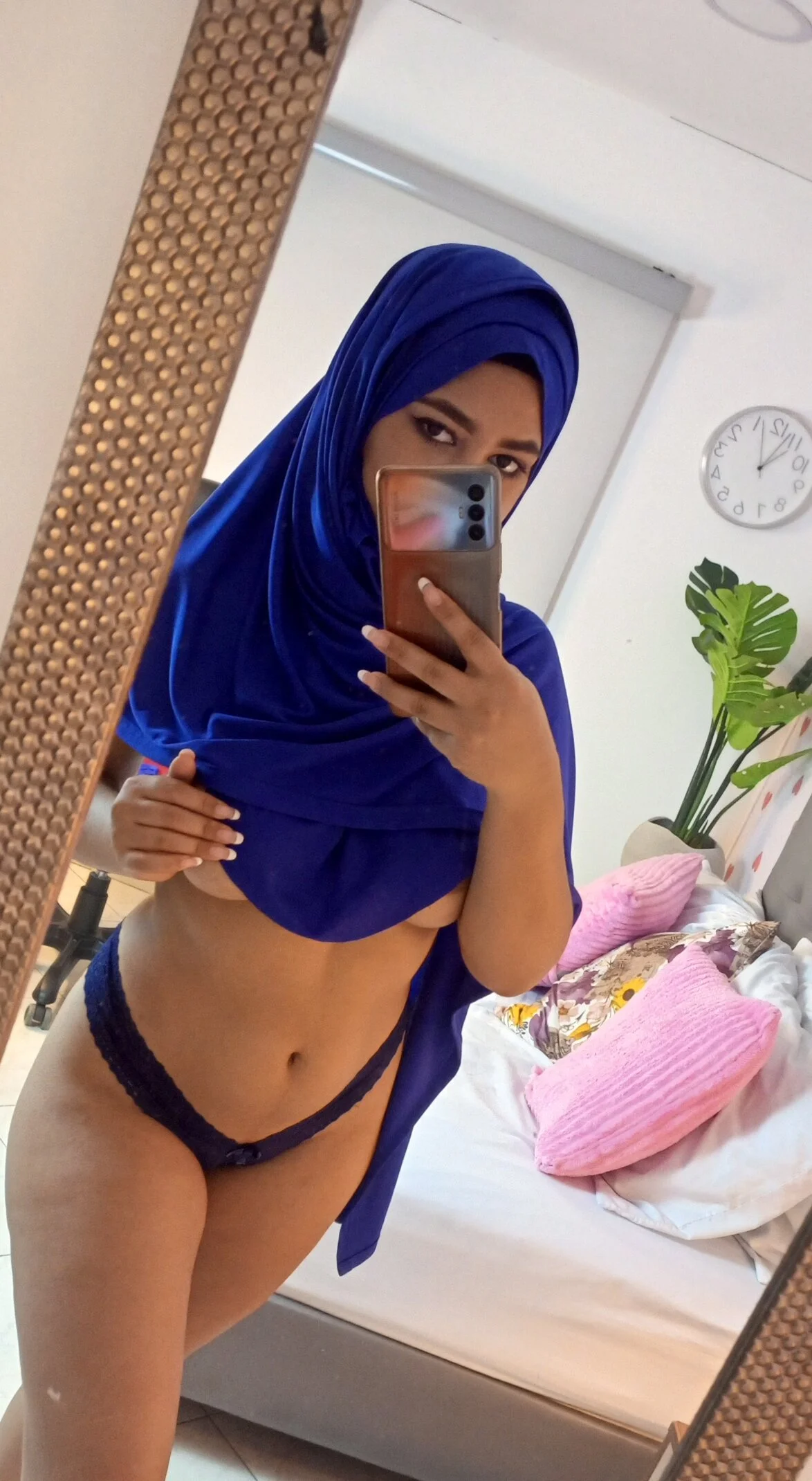 XXX Porn Photo of Nude azzahara069 62