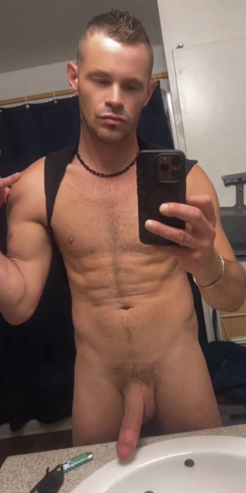 XXX Porn Photo of Nude CloudyHungSoCal 17