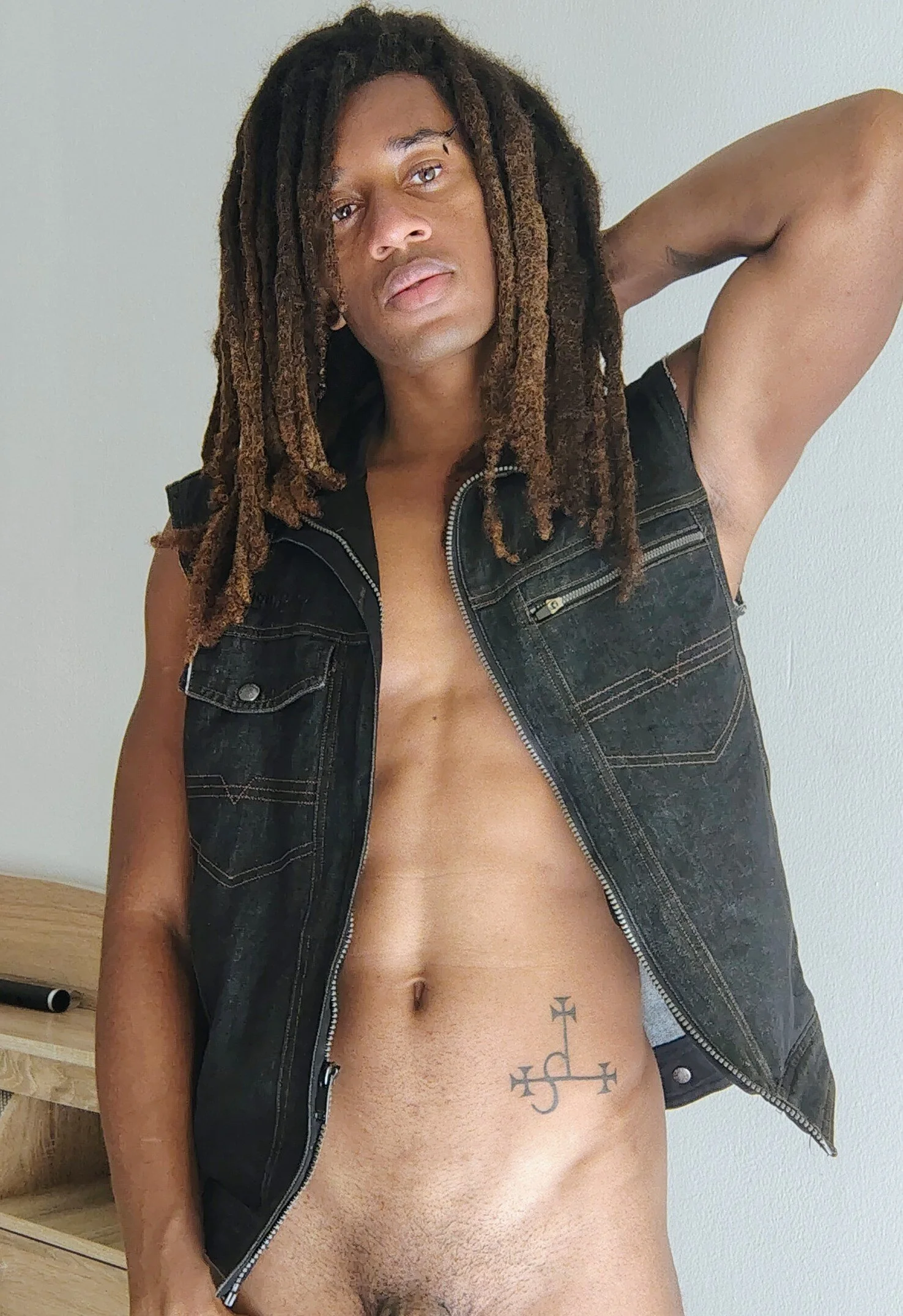 XXX Porn Photo of Nude InfernalHazze 4