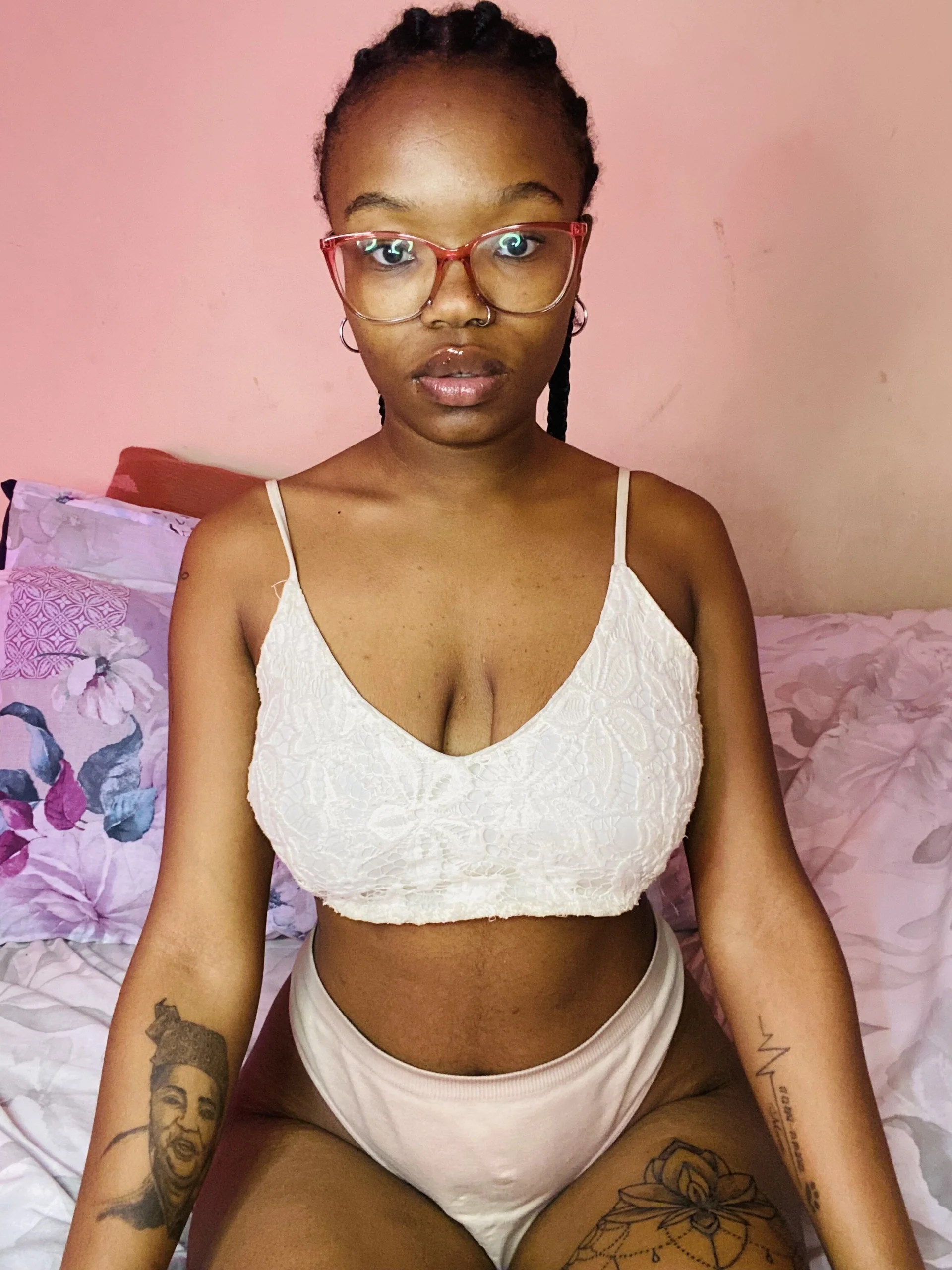 XXX Porn Photo of Nude YummyMelanin117 44