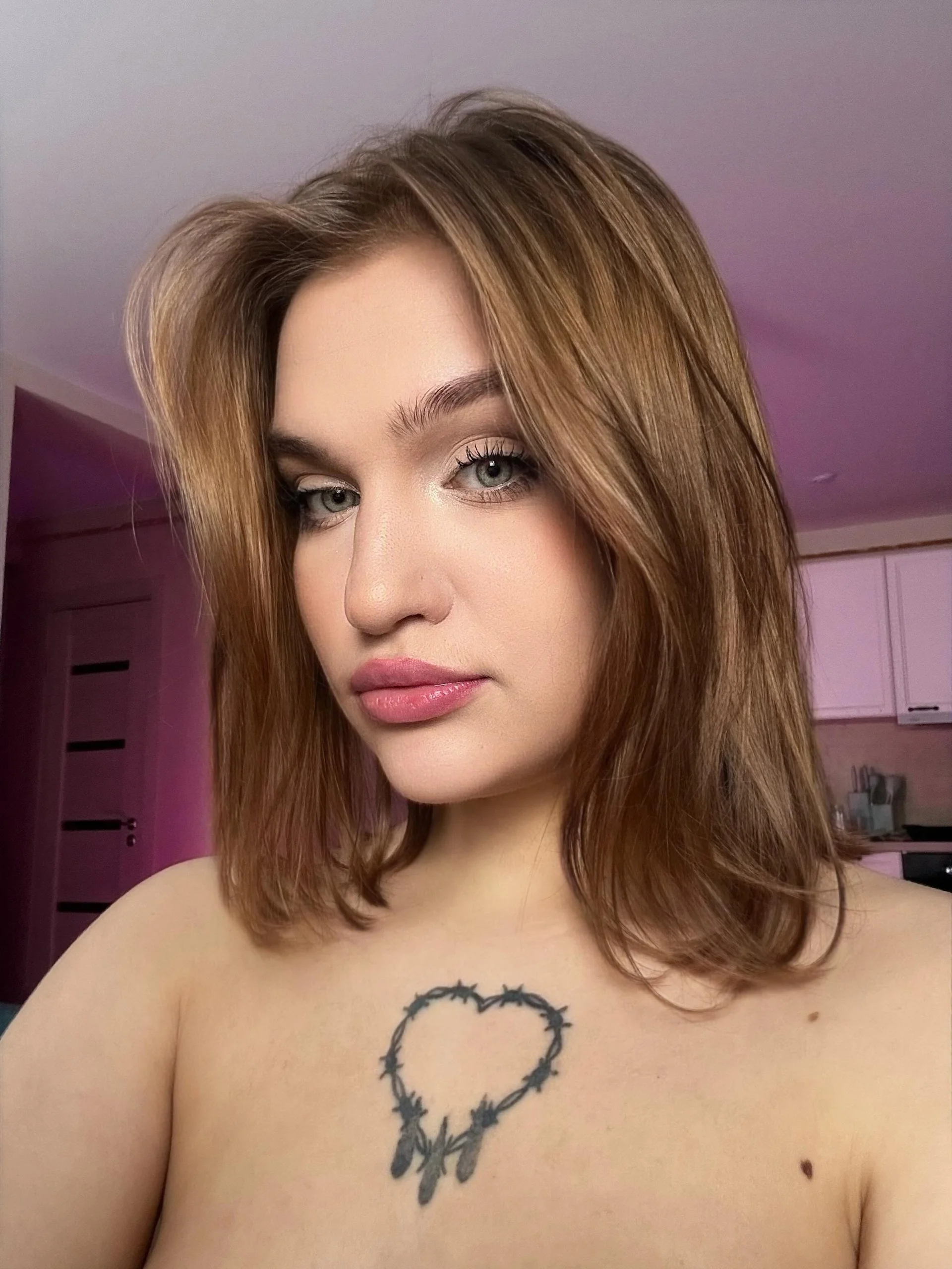 XXX Porn Photo of Nude CarolineLovers 1