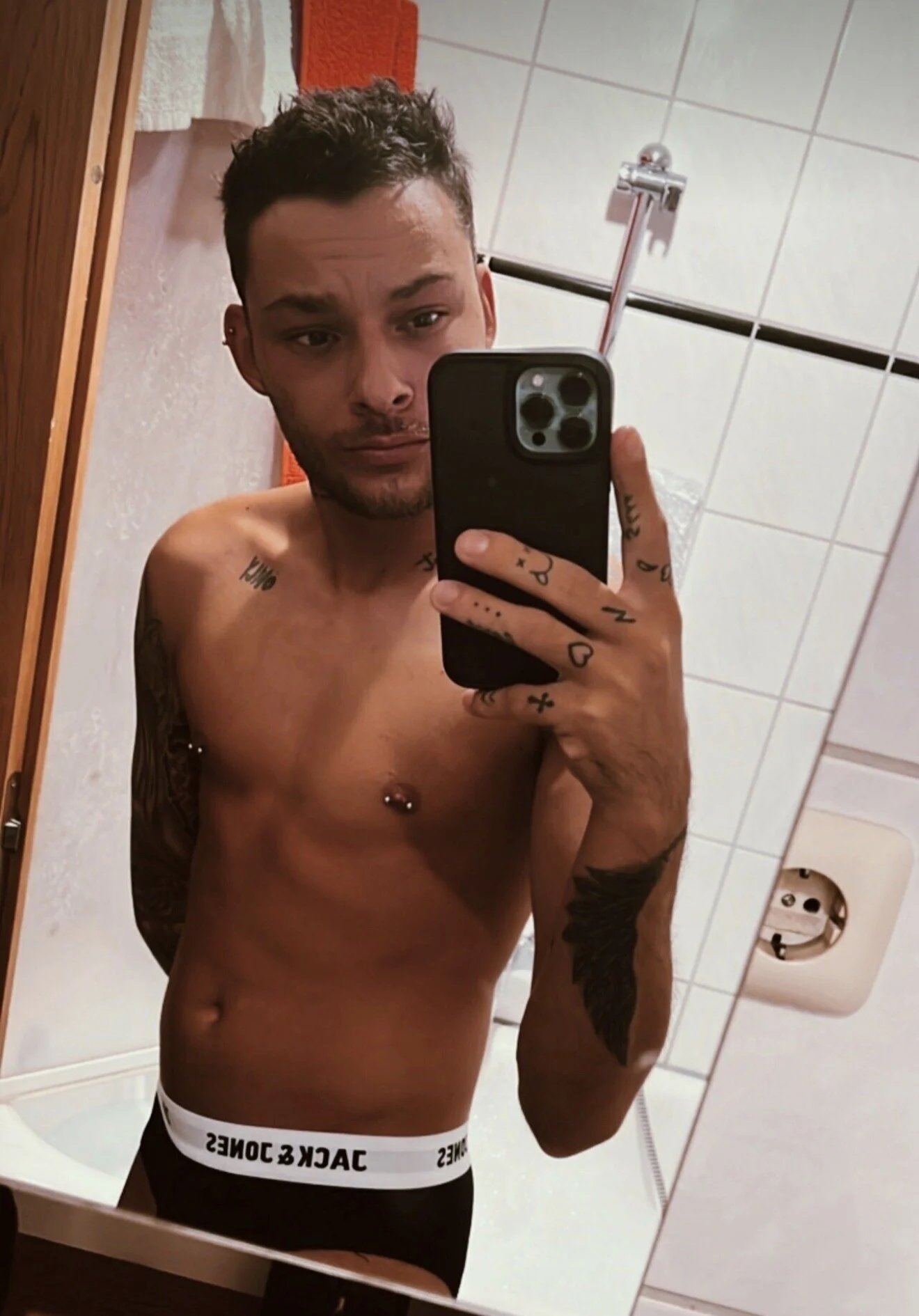 XXX Porn Photo of Nude inkeddenis 31