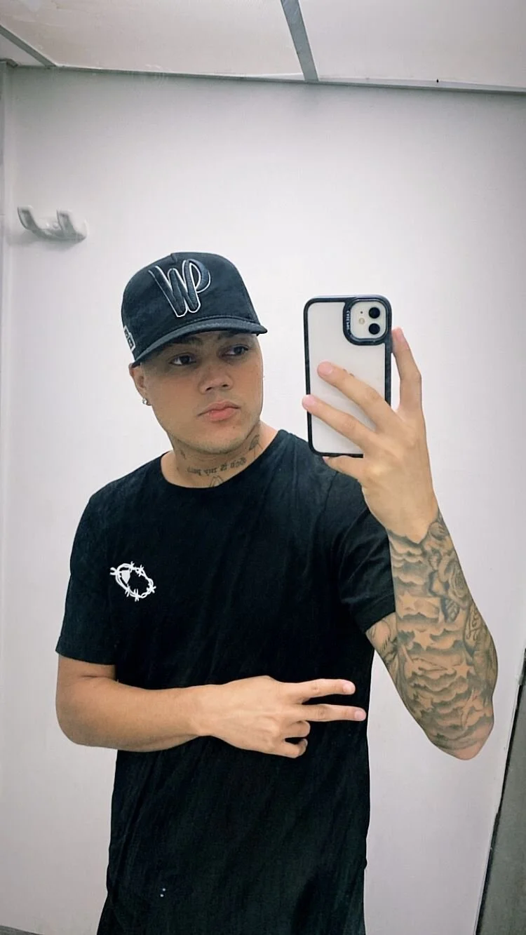 XXX Porn Photo of Nude Boyhot_00 1