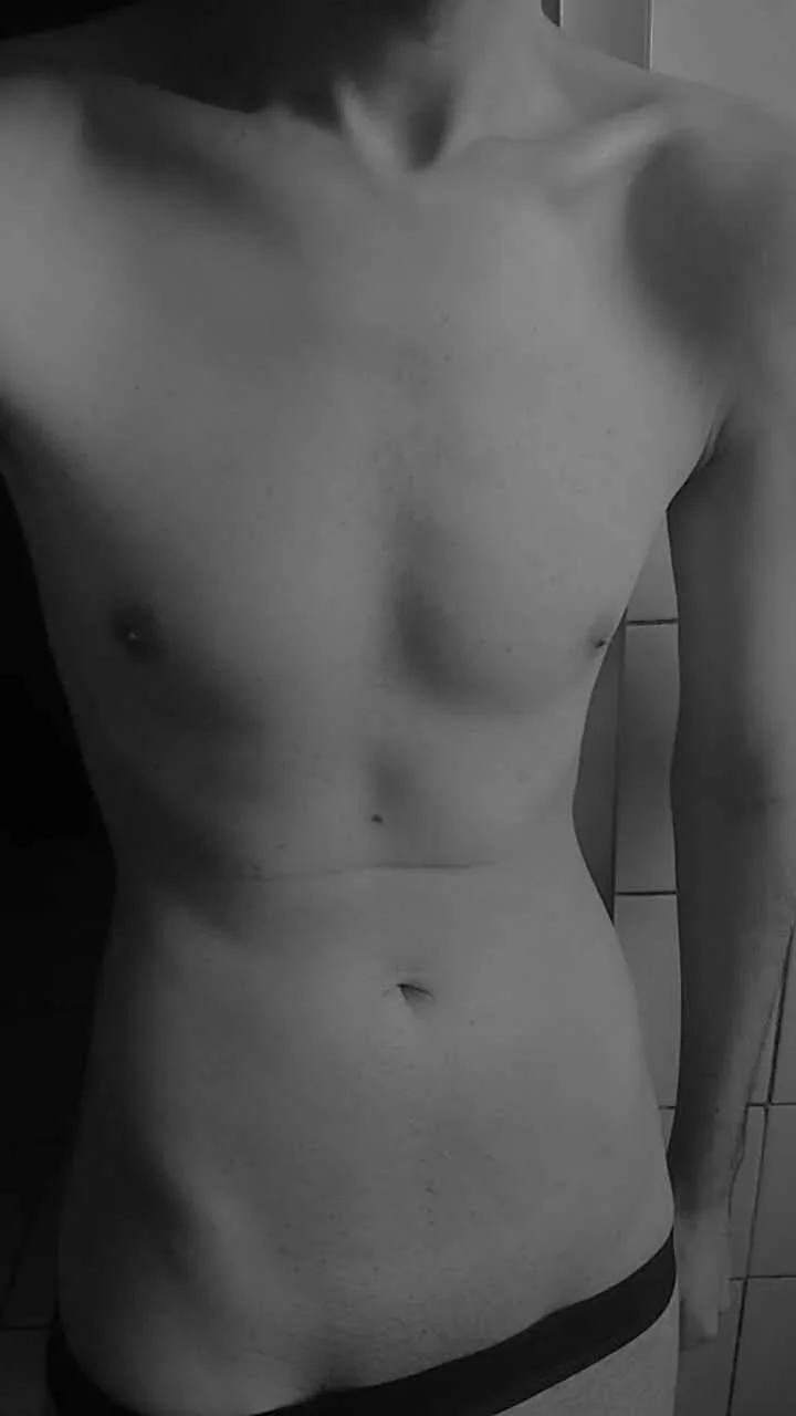 XXX Porn Photo of Nude rodrigohuge 1