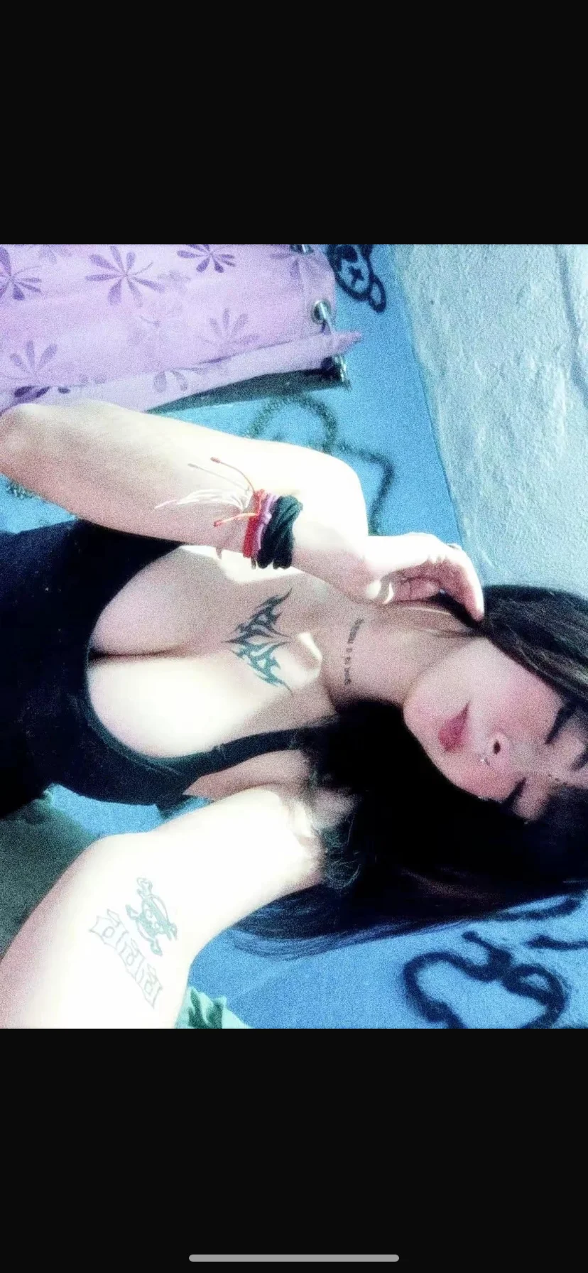 XXX Porn Photo of Nude kiittyselenita 1