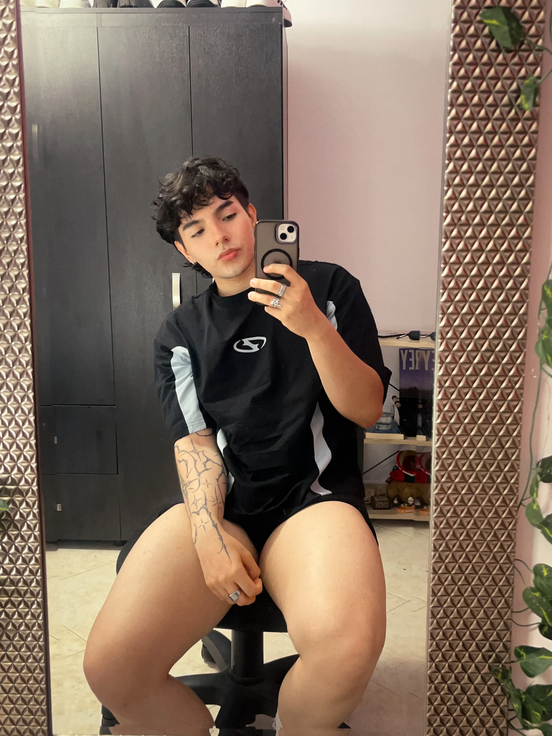XXX Porn Photo of Nude Milo_Angel 19