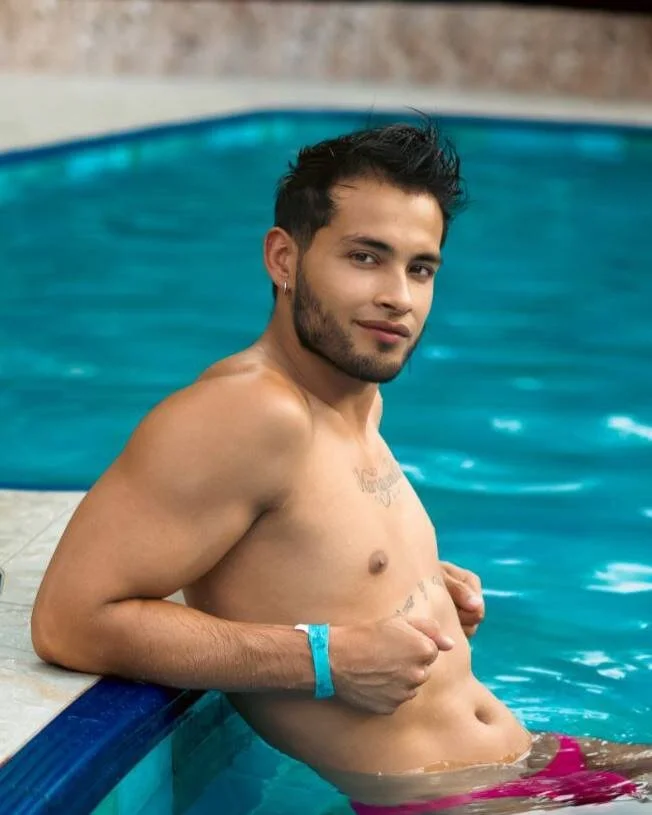 XXX Porn Photo of Nude Max_Conor1 11