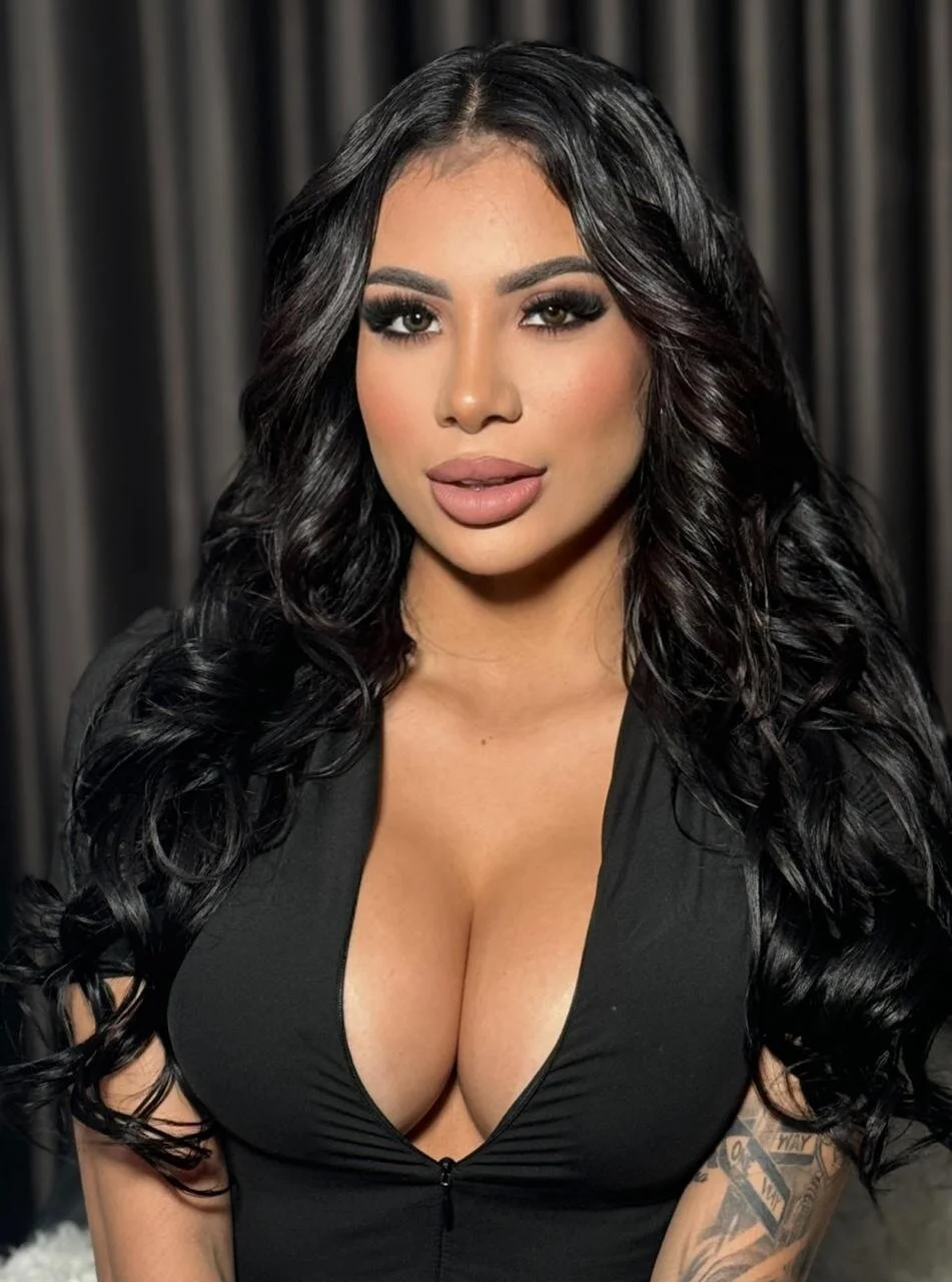 XXX Porn Photo of Nude HollyEvanz 10