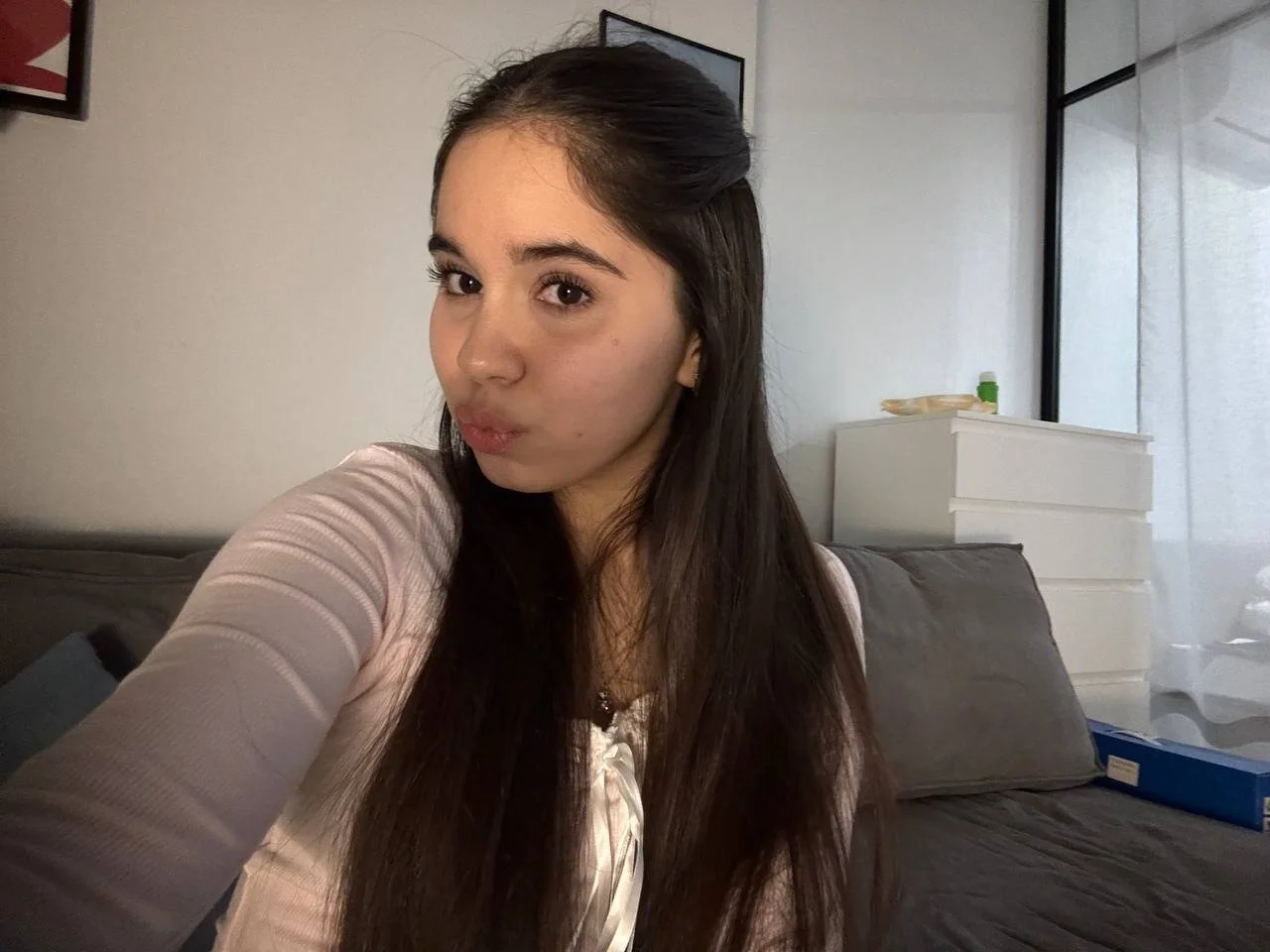 XXX Porn Photo of Nude ellies_joy 12