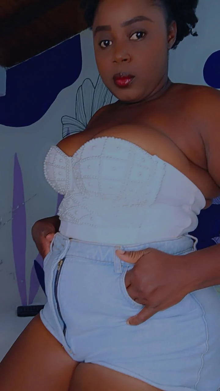 XXX Porn Photo of Nude Chleo__ 62