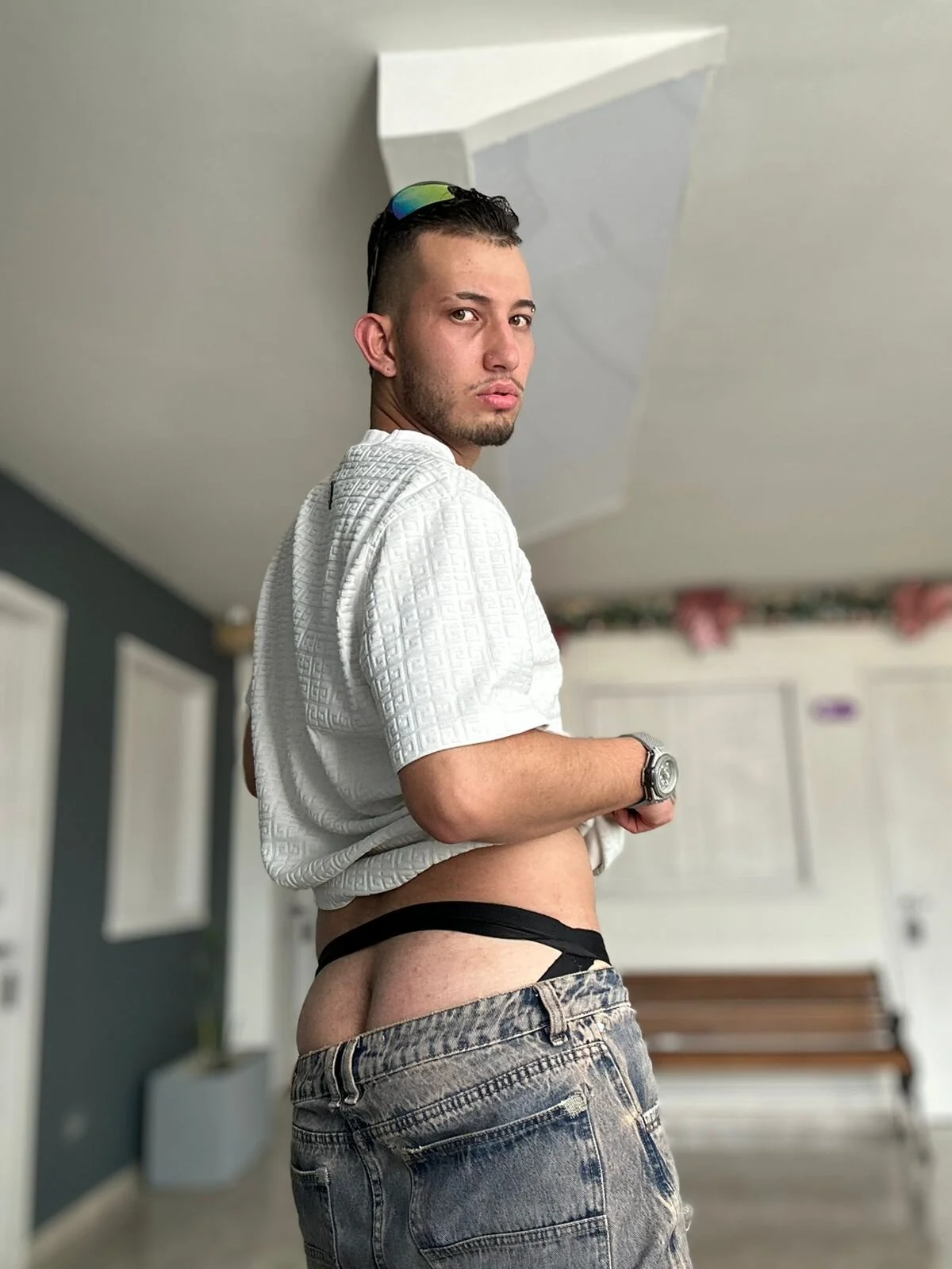 XXX Porn Photo of Nude CrisGil 3